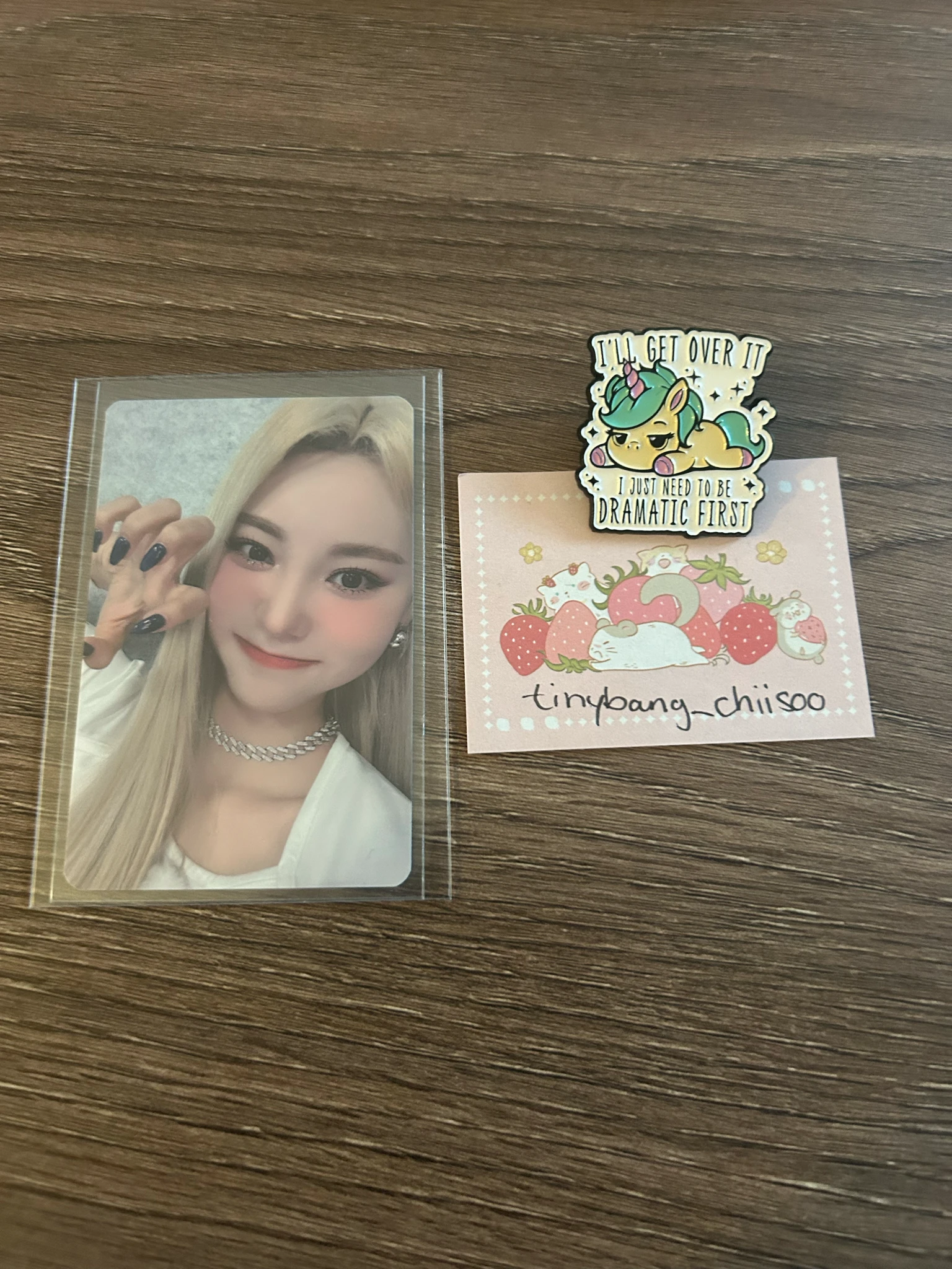 LOONA JinSoul LOONA - JinSoul - 2022 1st World Tour LOONATHEWORLD Event mymusictaste (mmt) trading card photocard set listing photo 1