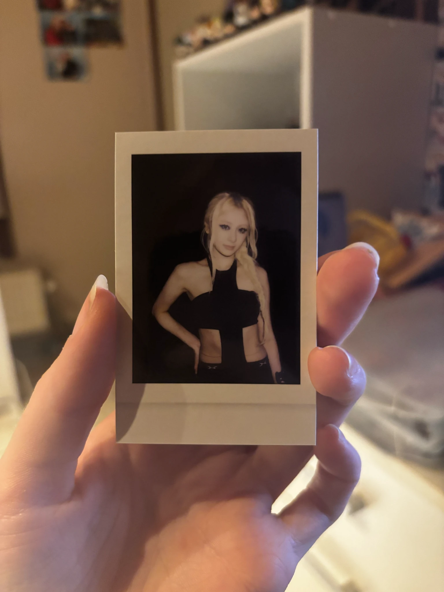 LE SSERAFIM Huh Yunjin LE SSERAFIM - Huh Yunjin - Made My Night Album polaroid trading card merch photocard listing photo 1