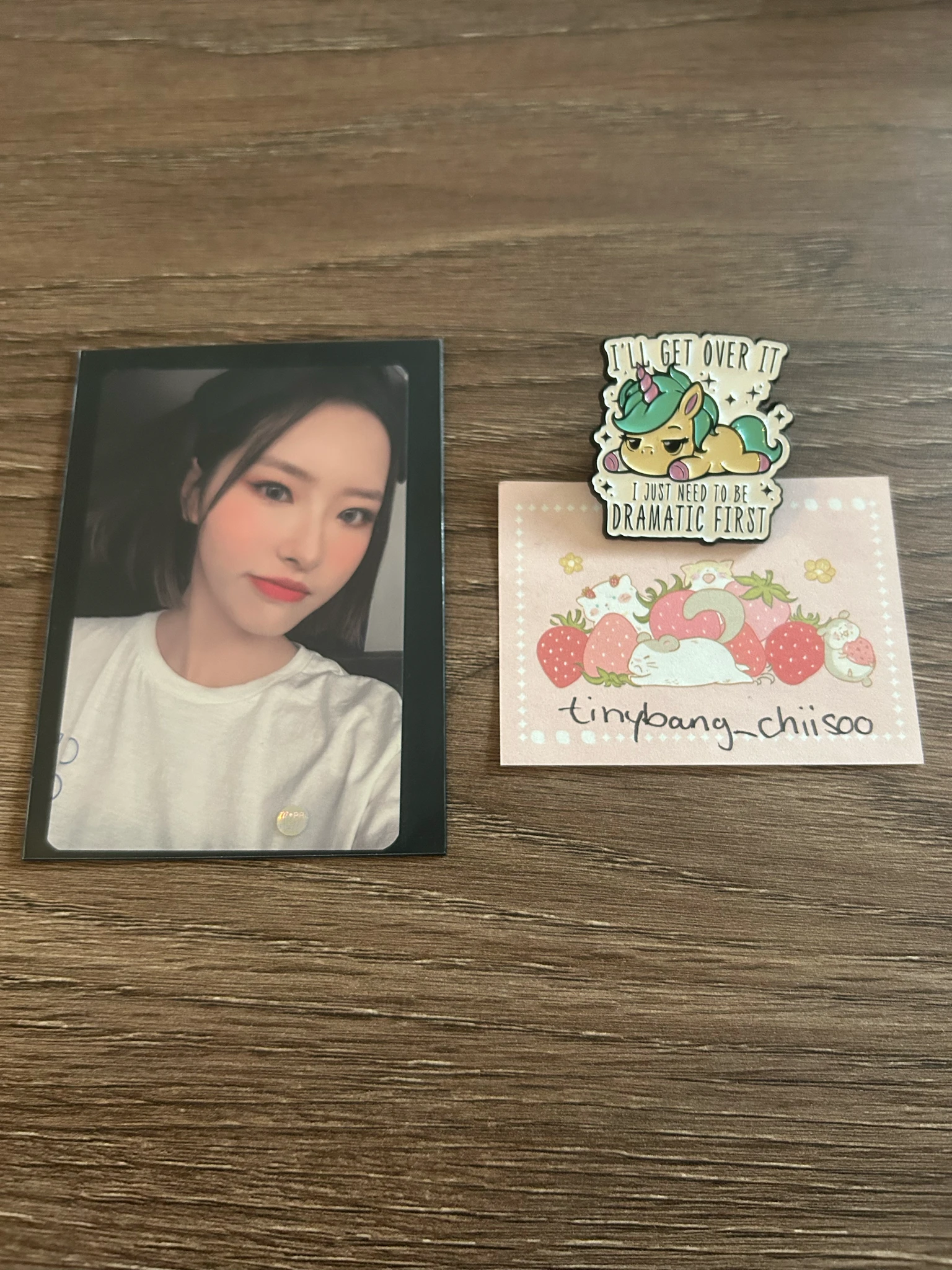 LOONA HyeJu LOONA - HyeJu - 2022 1st World Tour LOONATHEWORLD Event mymusictaste (mmt) trading card photocard set listing photo 1