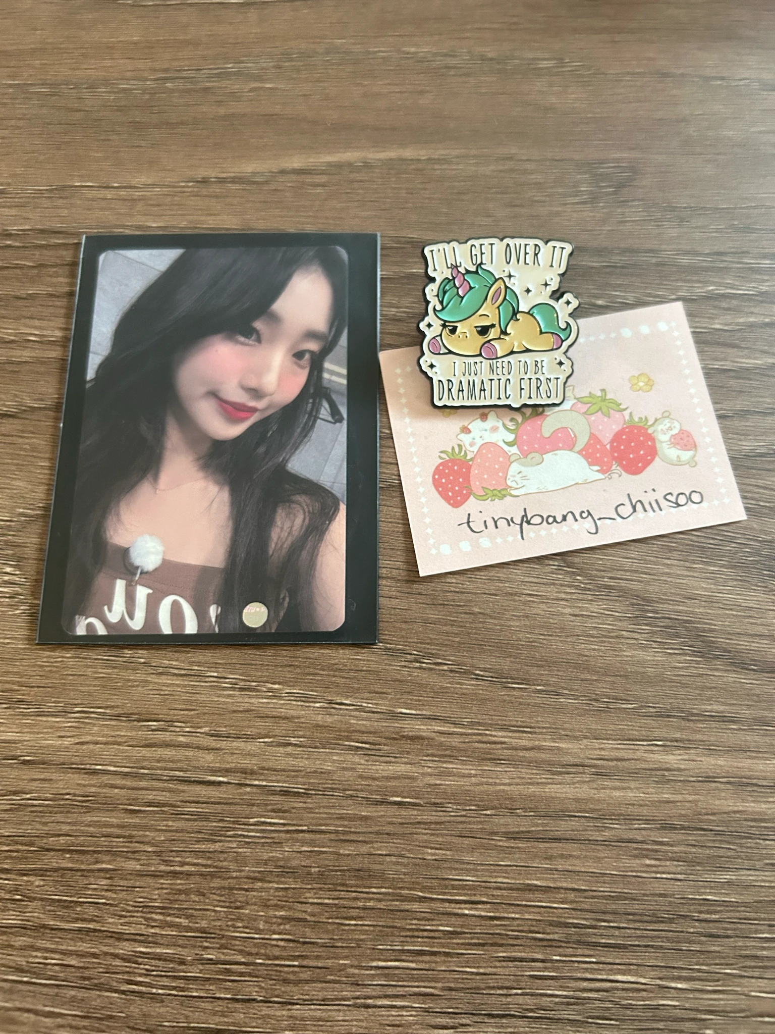 LOONA YeoJin LOONA - YeoJin - 2022 1st World Tour LOONATHEWORLD Event mymusictaste (mmt) trading card photocard set listing photo 1