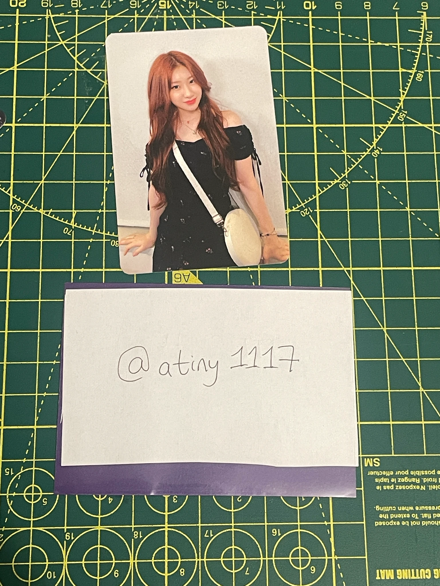 ITZY Chaeryeong ITZY - Chaeryeong - Lightring V1 Other photocard set non-selfie listing photo 1