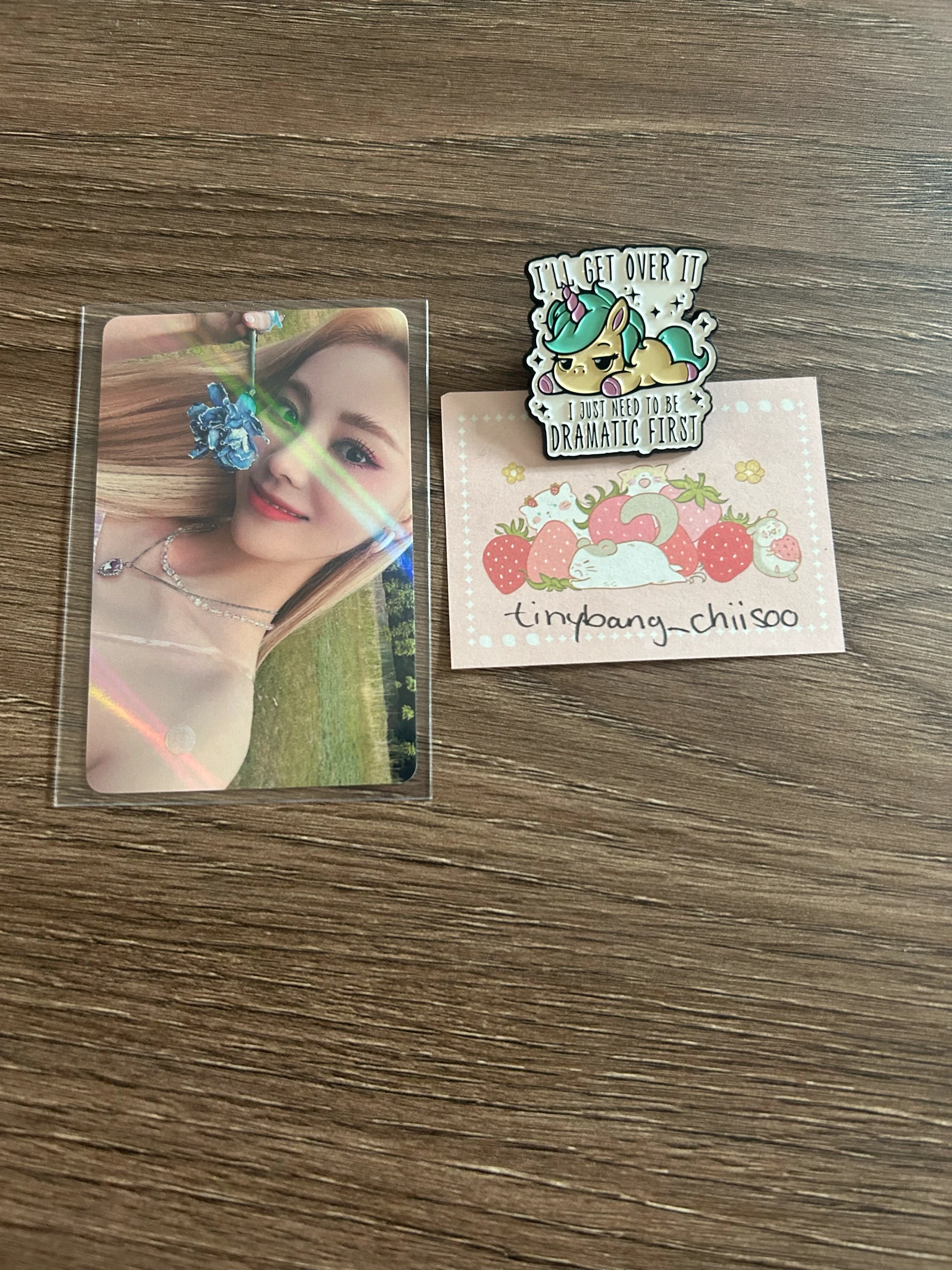 LOONA JinSoul LOONA - JinSoul - Flip That Album makestar pre-order benefit (pob) holographic (hologram) listing photo 1