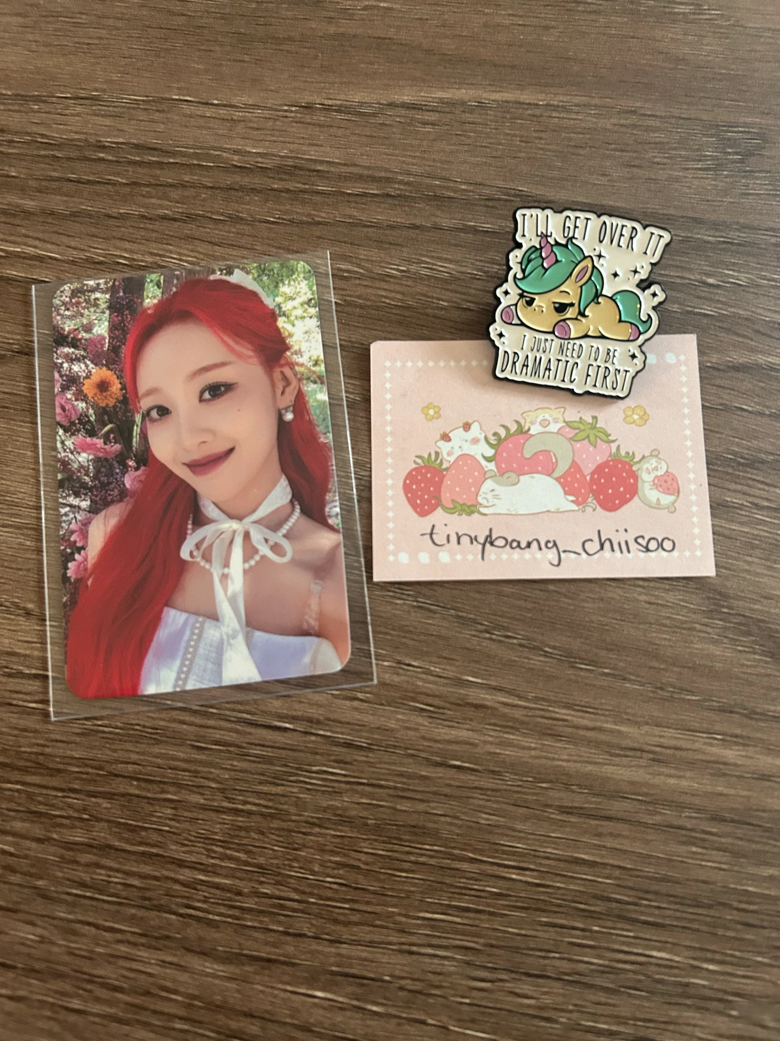 LOONA Yves LOONA - Yves - Flip That Album fansign mymusictaste (mmt) listing photo 1