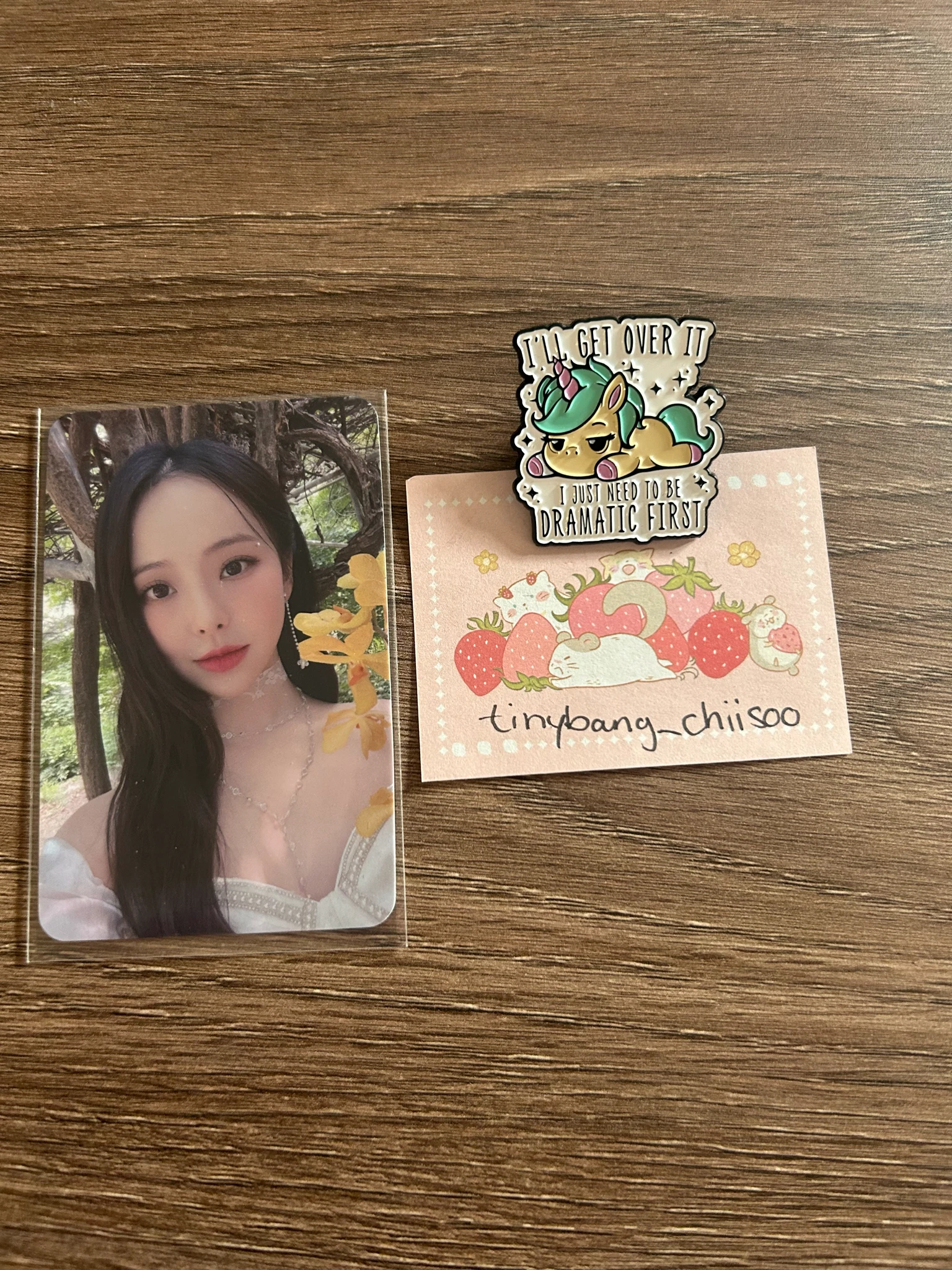 LOONA ViVi LOONA - ViVi - Flip That Album soundwave online fansign round 1 listing photo 1
