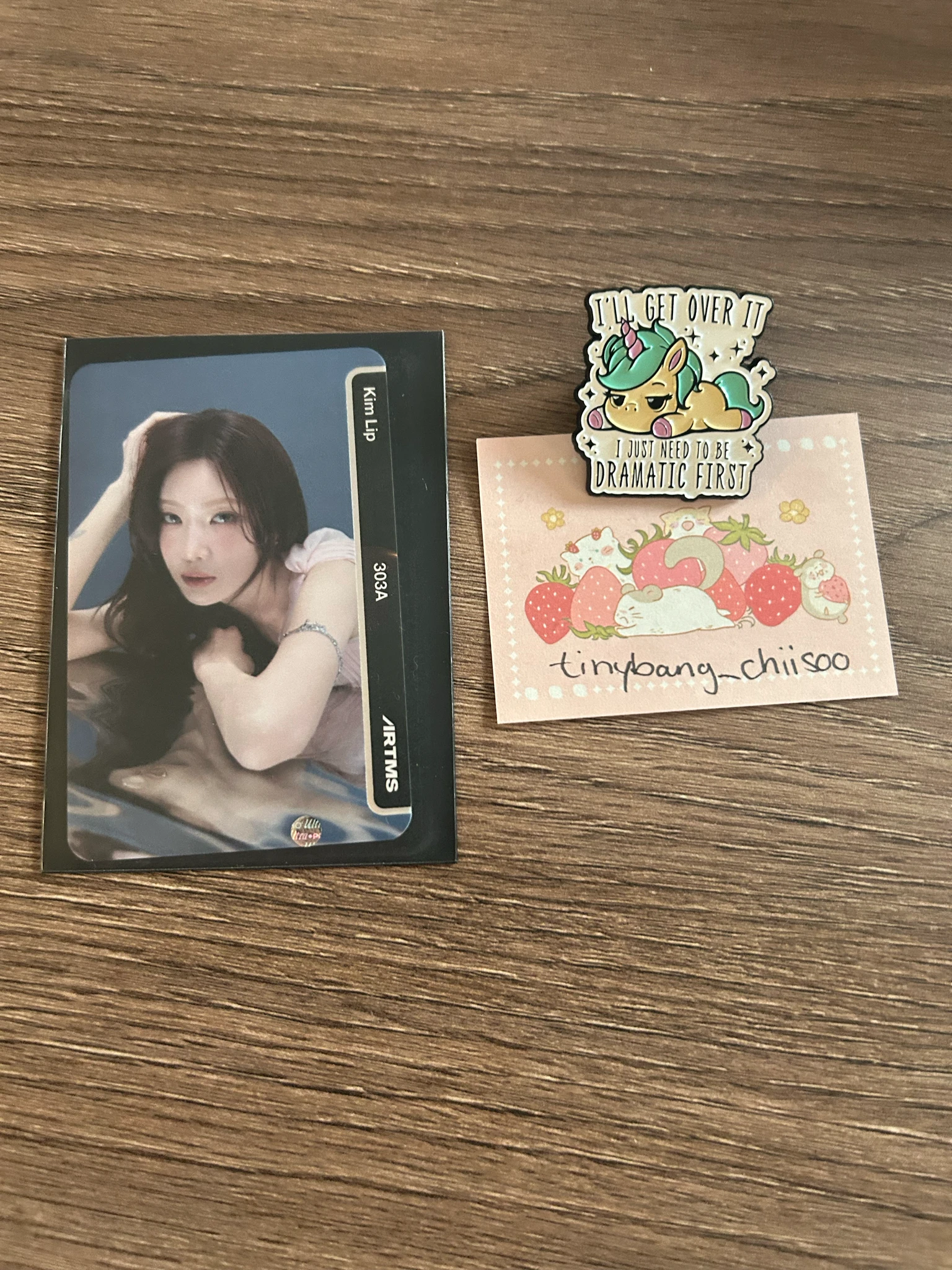 ARTMS Kim Lip ARTMS - Kim Lip - Club Icarus Album album photocard objekt music album listing photo 1