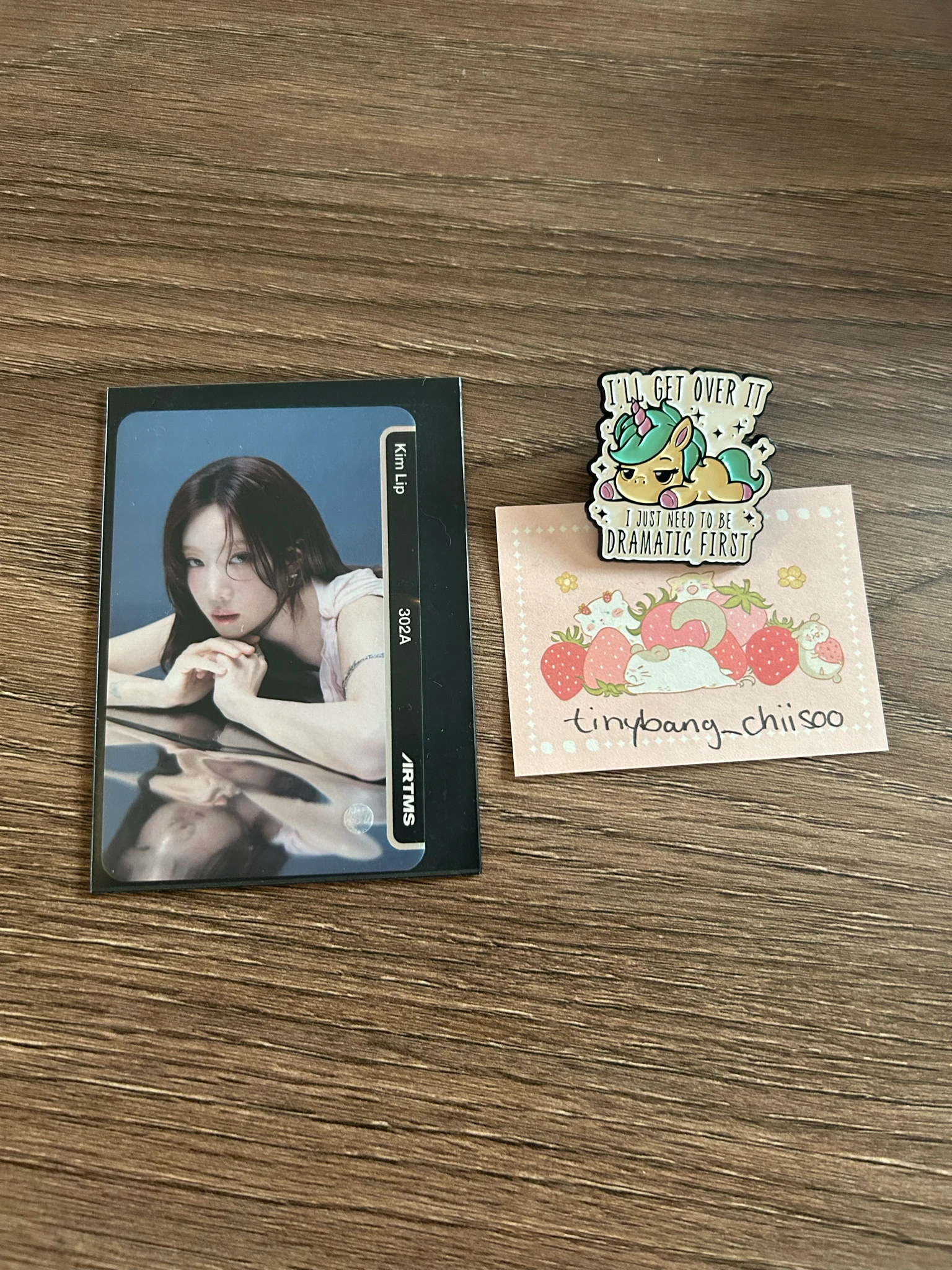 ARTMS Kim Lip ARTMS - Kim Lip - Club Icarus Album album photocard objekt music album listing photo 1