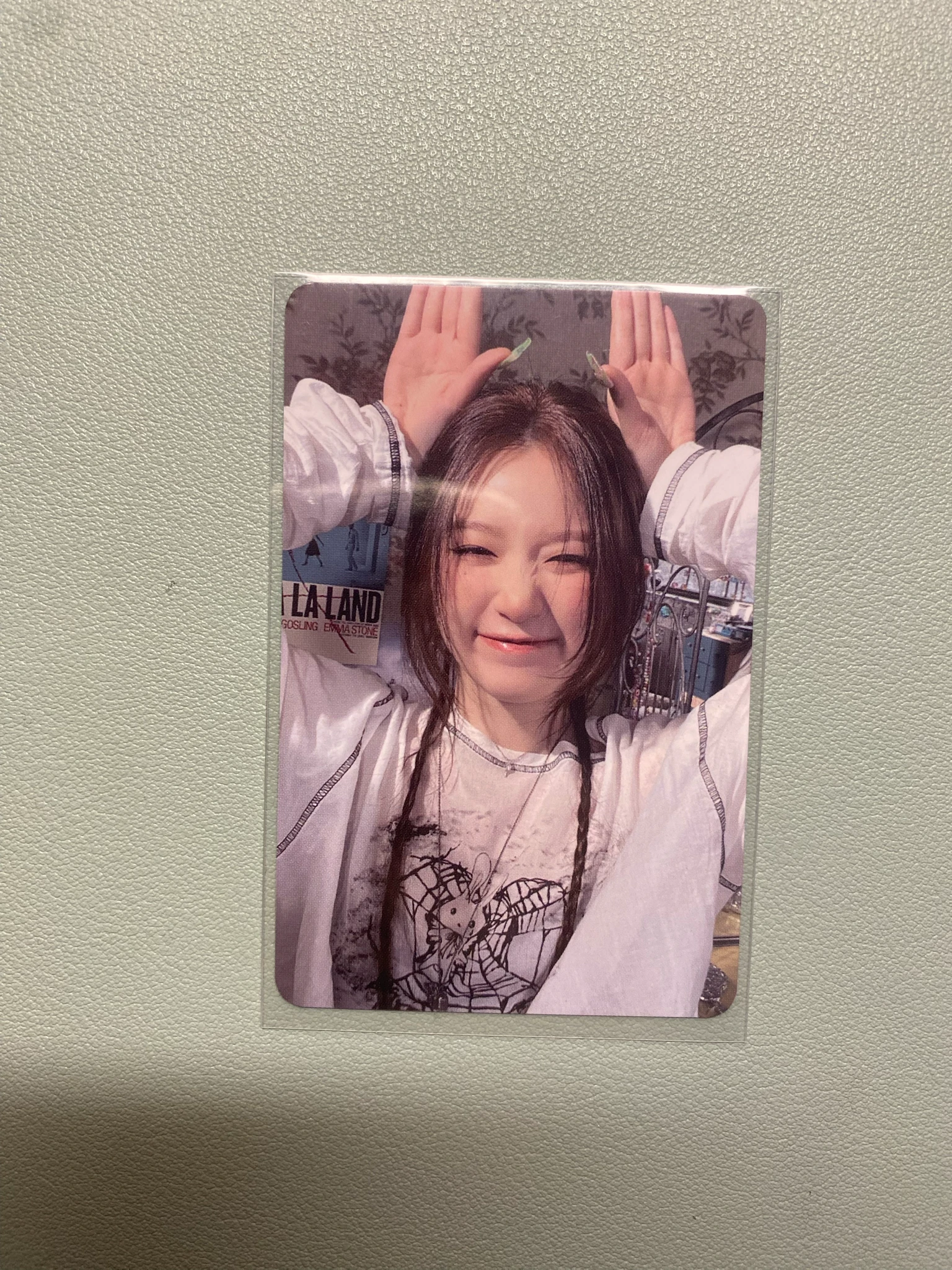 i-dle Shuhua i-dle - Shuhua - I Feel Album target exclusive non-selfie cat version listing photo 1