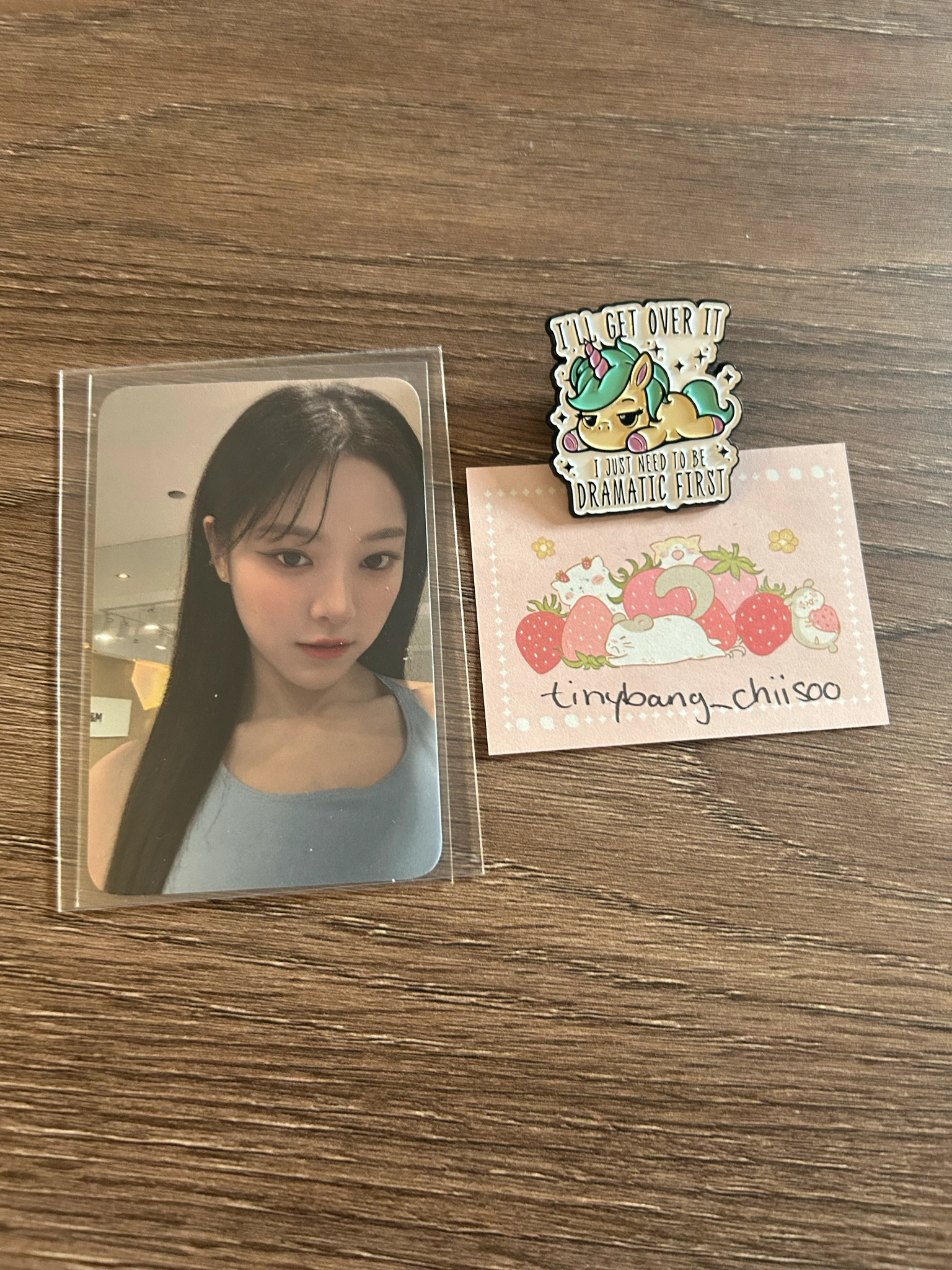 Loossemble HyunJin Loossemble - HyunJin - Loossemble 1st Fan-Con: Make a Voyage Event merch photocard trading card listing photo 1