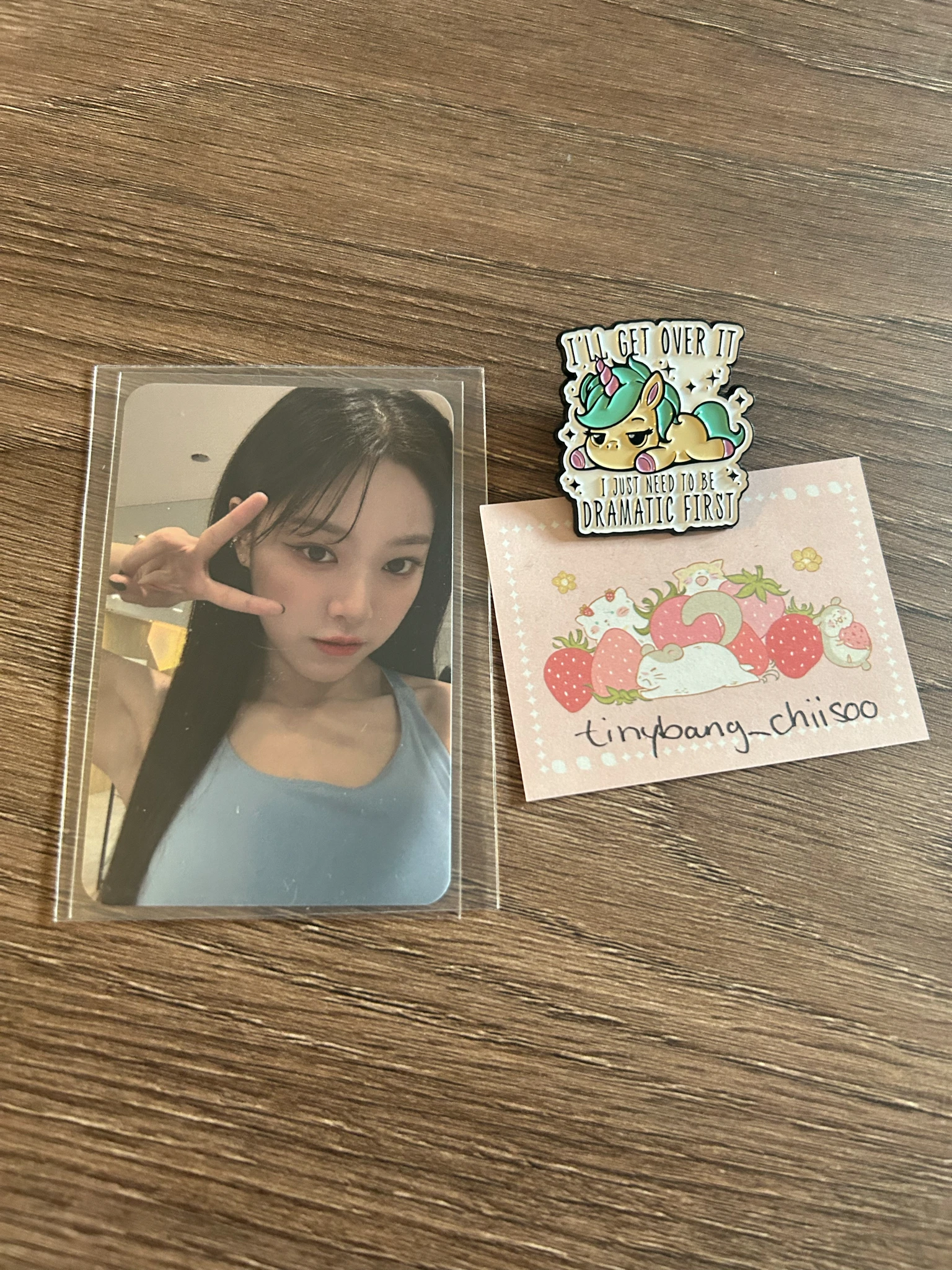 Loossemble HyunJin Loossemble - HyunJin - Loossemble 1st Fan-Con: Make a Voyage Event merch photocard trading card listing photo 1