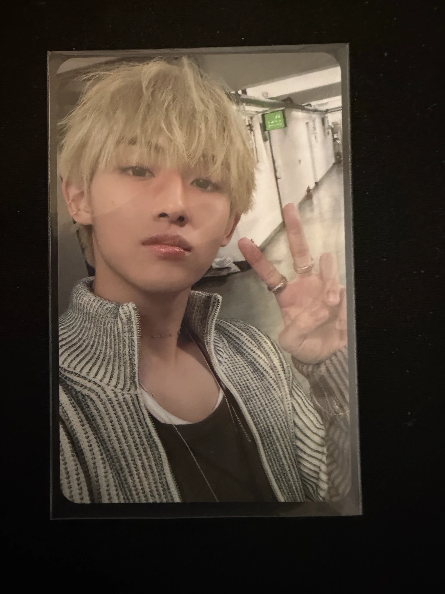 WayV Winwin WayV - Winwin - On My Youth Album photobook version listing photo 1