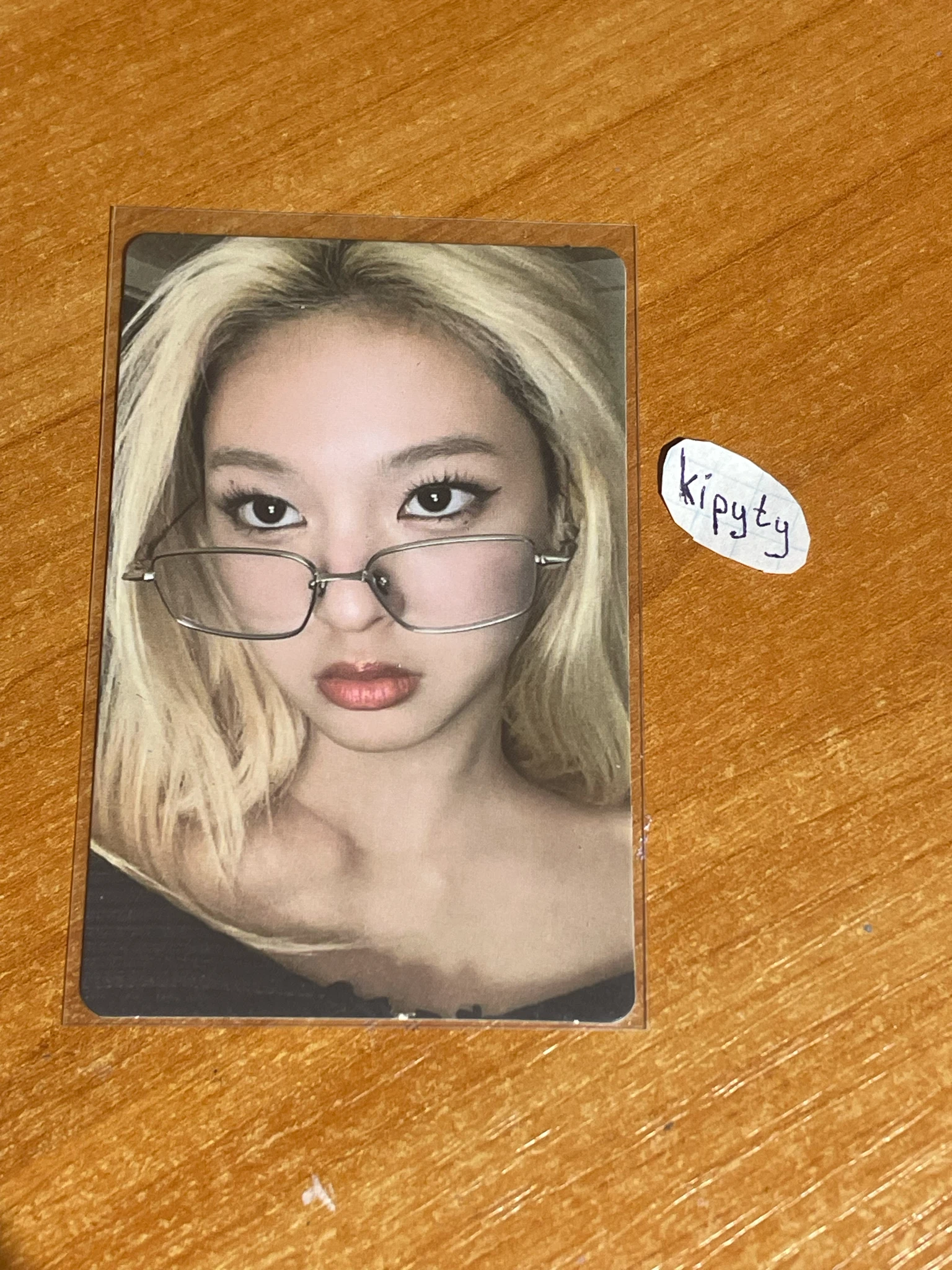BABYMONSTER Chiquita BABYMONSTER - Chiquita - BABYMONS7ER Album yg tag version photocard set version 1 listing photo 1