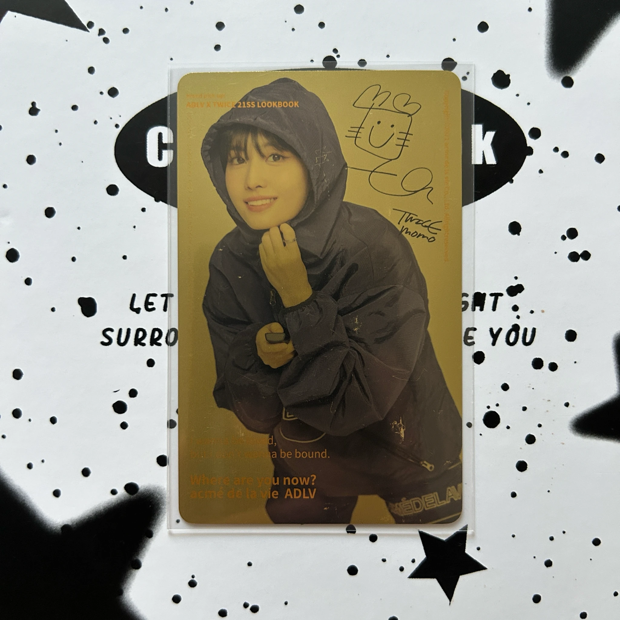 TWICE Momo TWICE - Momo - TWICE x Acmé De La Vie (ADLV) Other brand collaboration acmé de la vie gold photocard listing photo 1