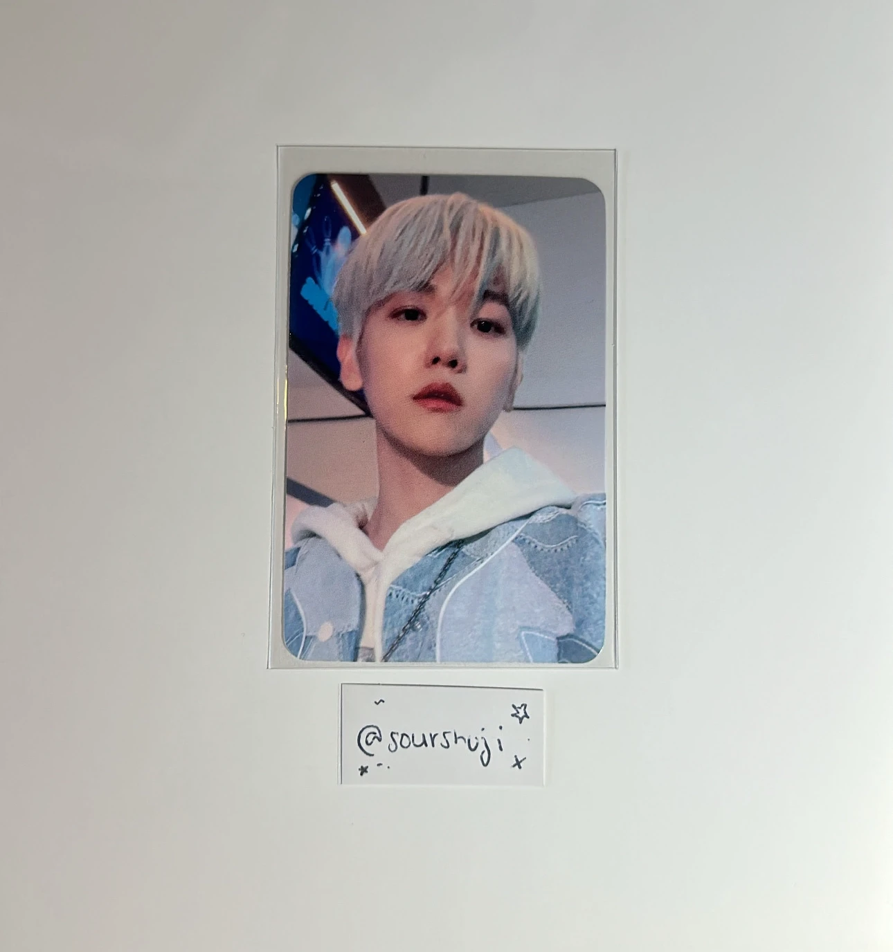 EXO Baekhyun EXO - Baekhyun - EXIST Album pob (pre-order benefit) apple music listing photo 1
