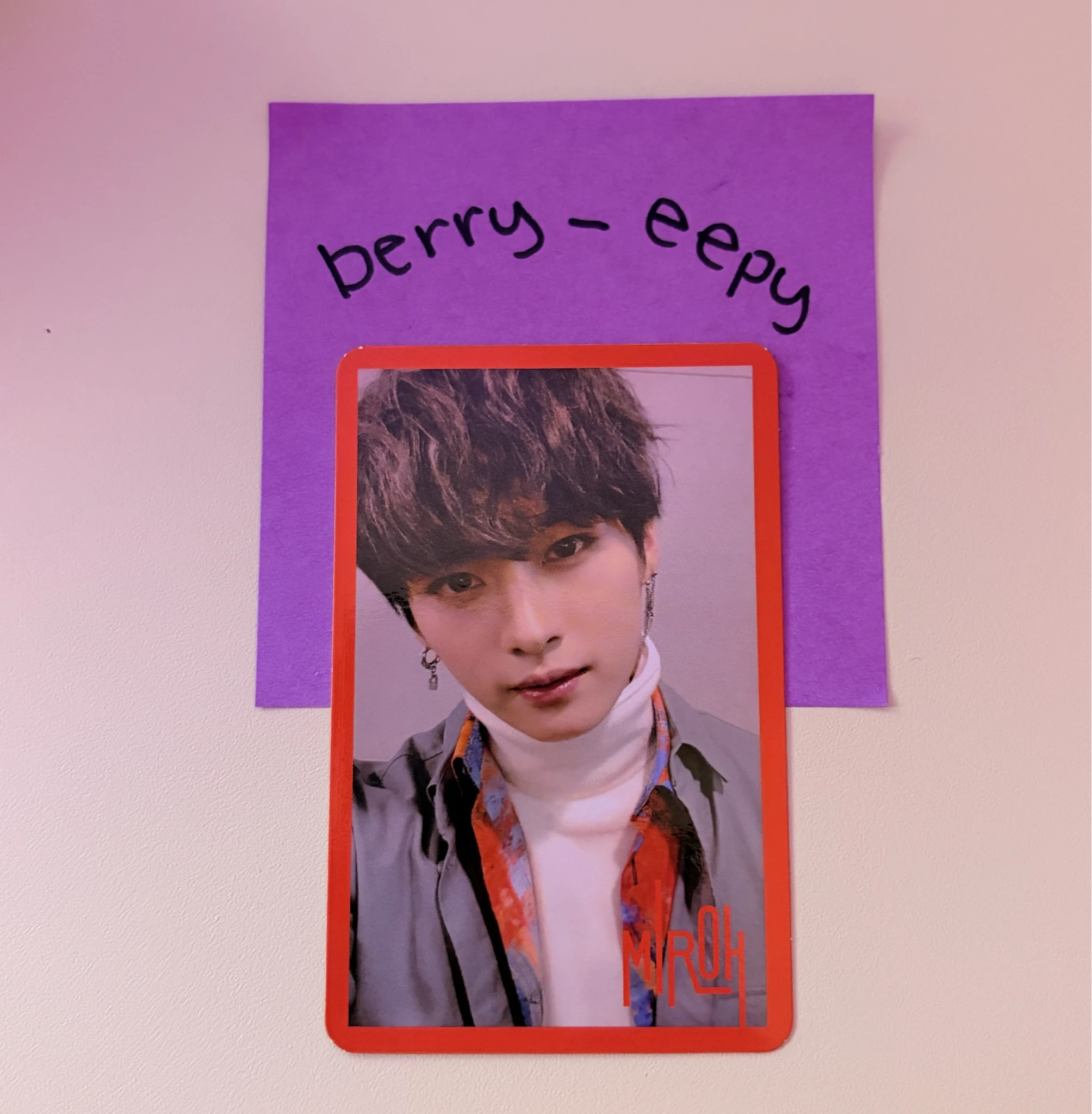 Stray Kids Lee Know Stray Kids - Lee Know - Clé 1: Miroh Album album photocard red border ver. listing photo 1