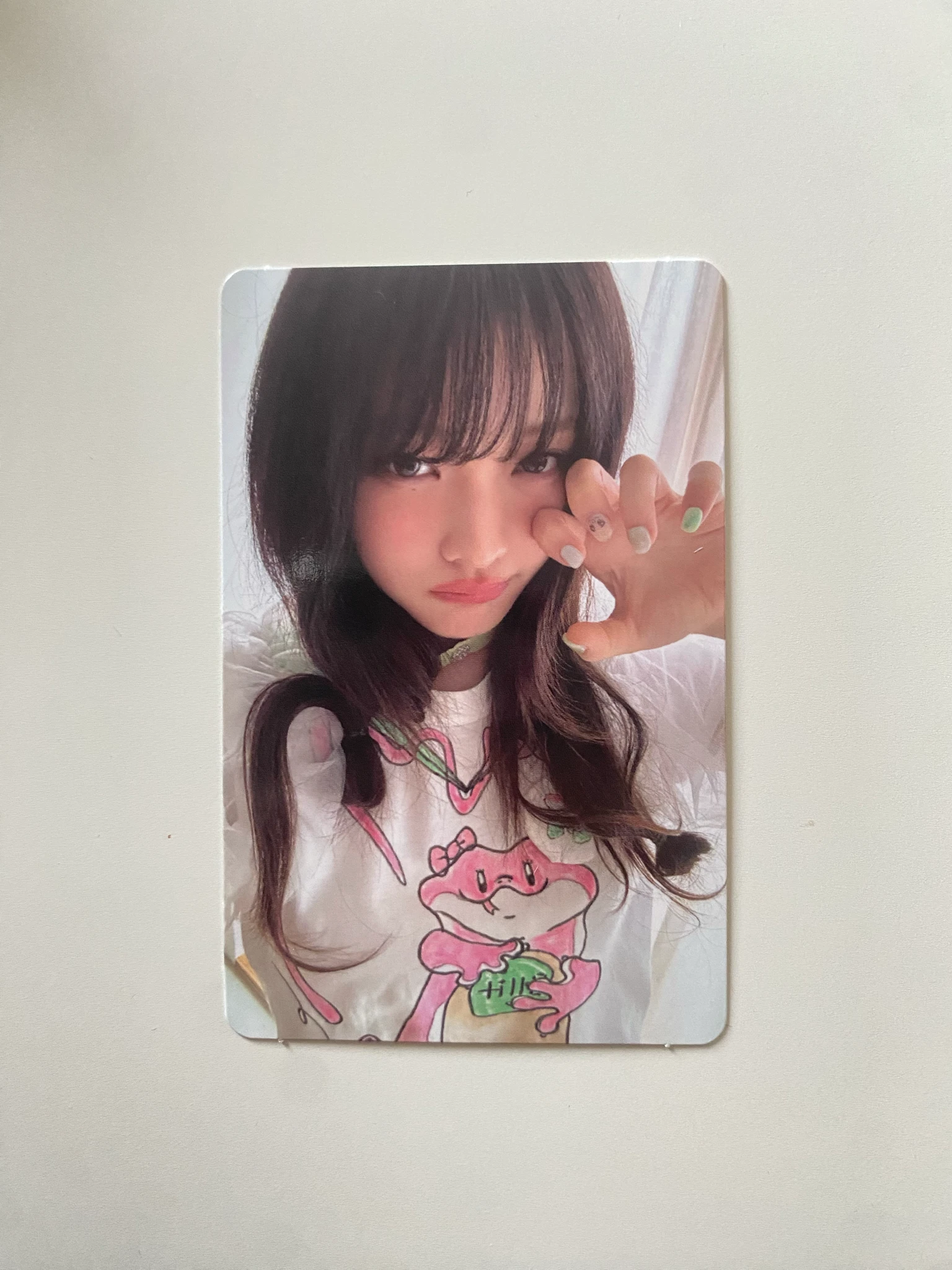 ILLIT Iroha ILLIT - Iroha - MAMIHLAPINATAPAI Album paw paw version album photocard listing photo 1