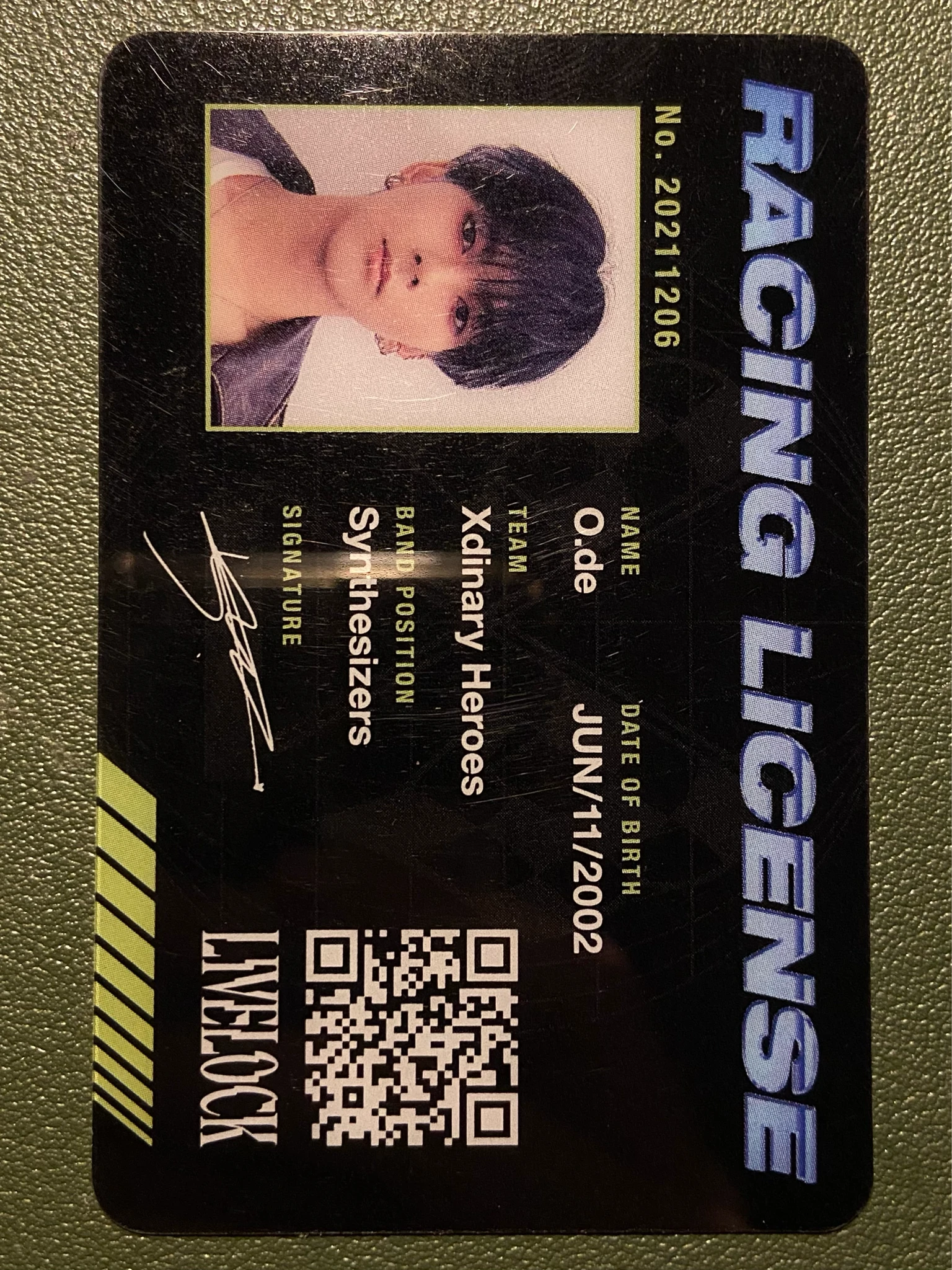 Xdinary Heroes O.de Xdinary Heroes - Livelock Album credential card album photocard random photocard listing photo 1