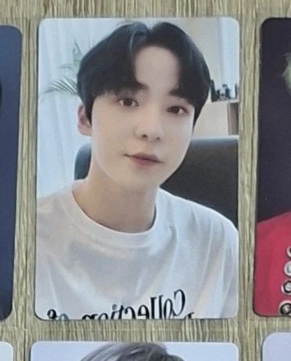ATEEZ Yunho ATEEZ - Yunho - 2023 SEASONS GREETINGS Other season's greetings listing photo 1