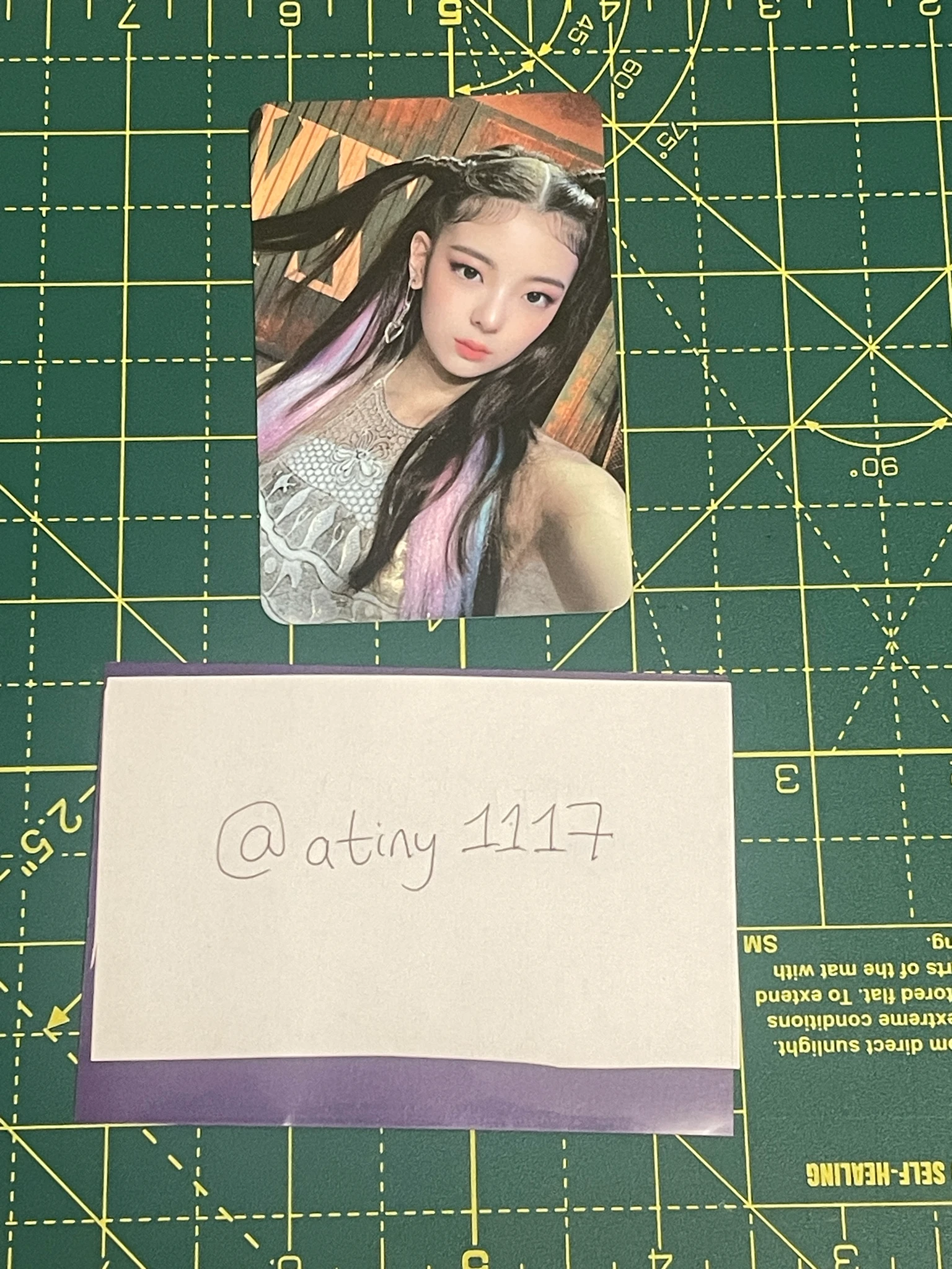 ITZY Lia ITZY - Lia - NOT SHY Album yizhiyu video call round 1 listing photo 1