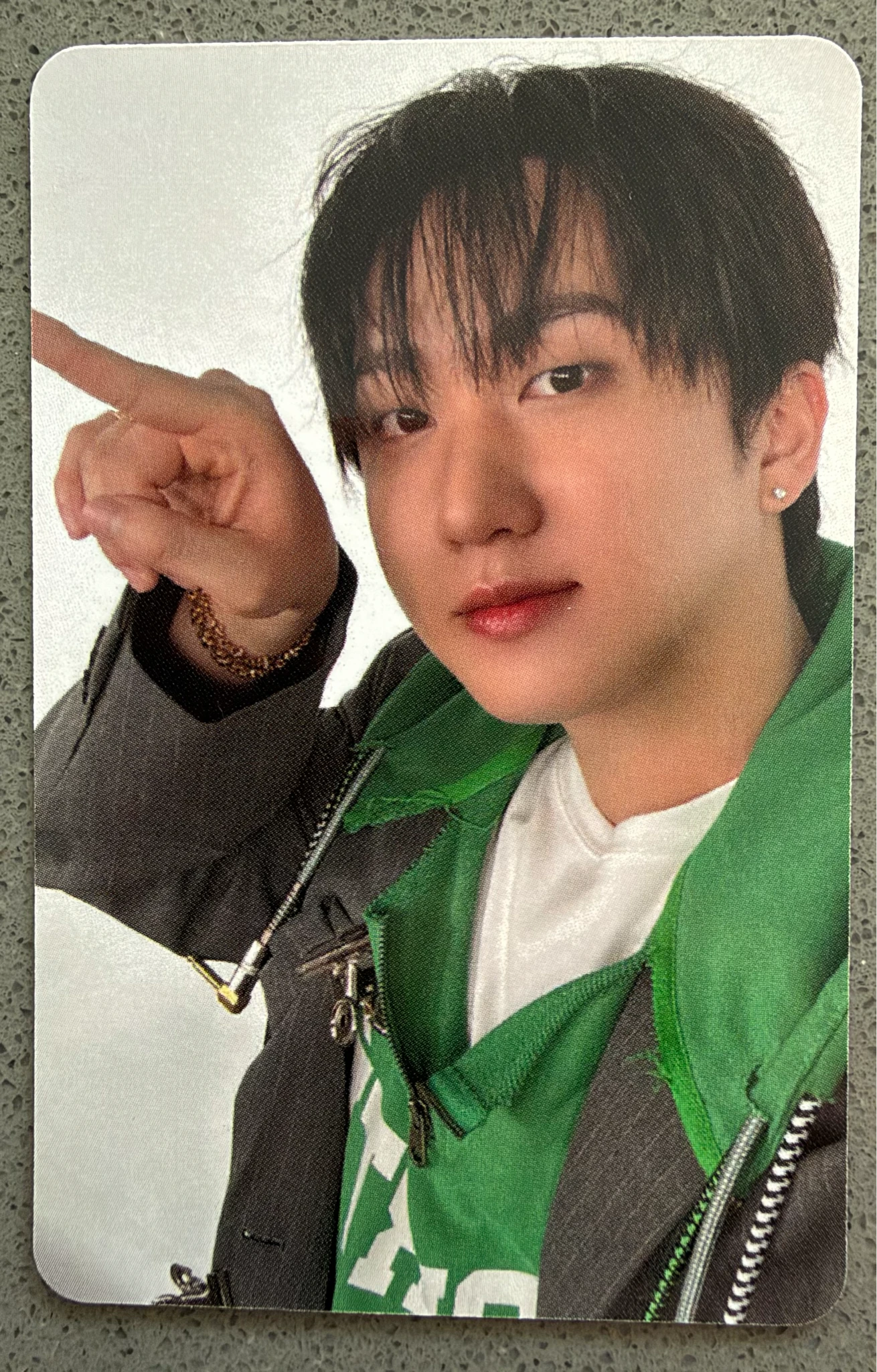 Stray Kids Changbin Stray Kids - Changbin - This & That Album apple music pob (pre-order benefit) listing photo 1