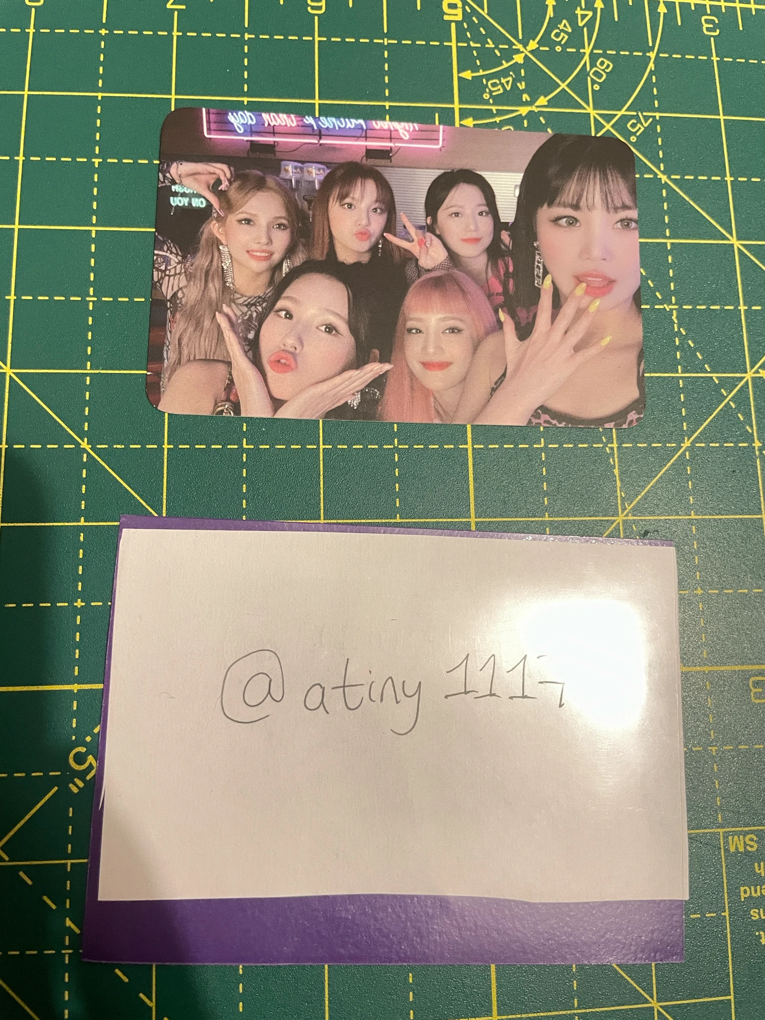 i-dle (G)I-DLE - Miyeon - DUMDi DUMDi Album ktown4u video call round 1 listing photo 1