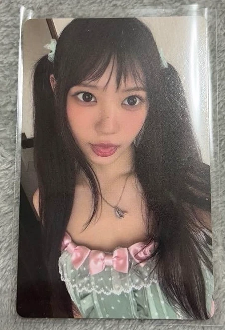 ILLIT Moka ILLIT - Moka - BREAK EVEN Album album photocard gllit version photocard set listing photo 1