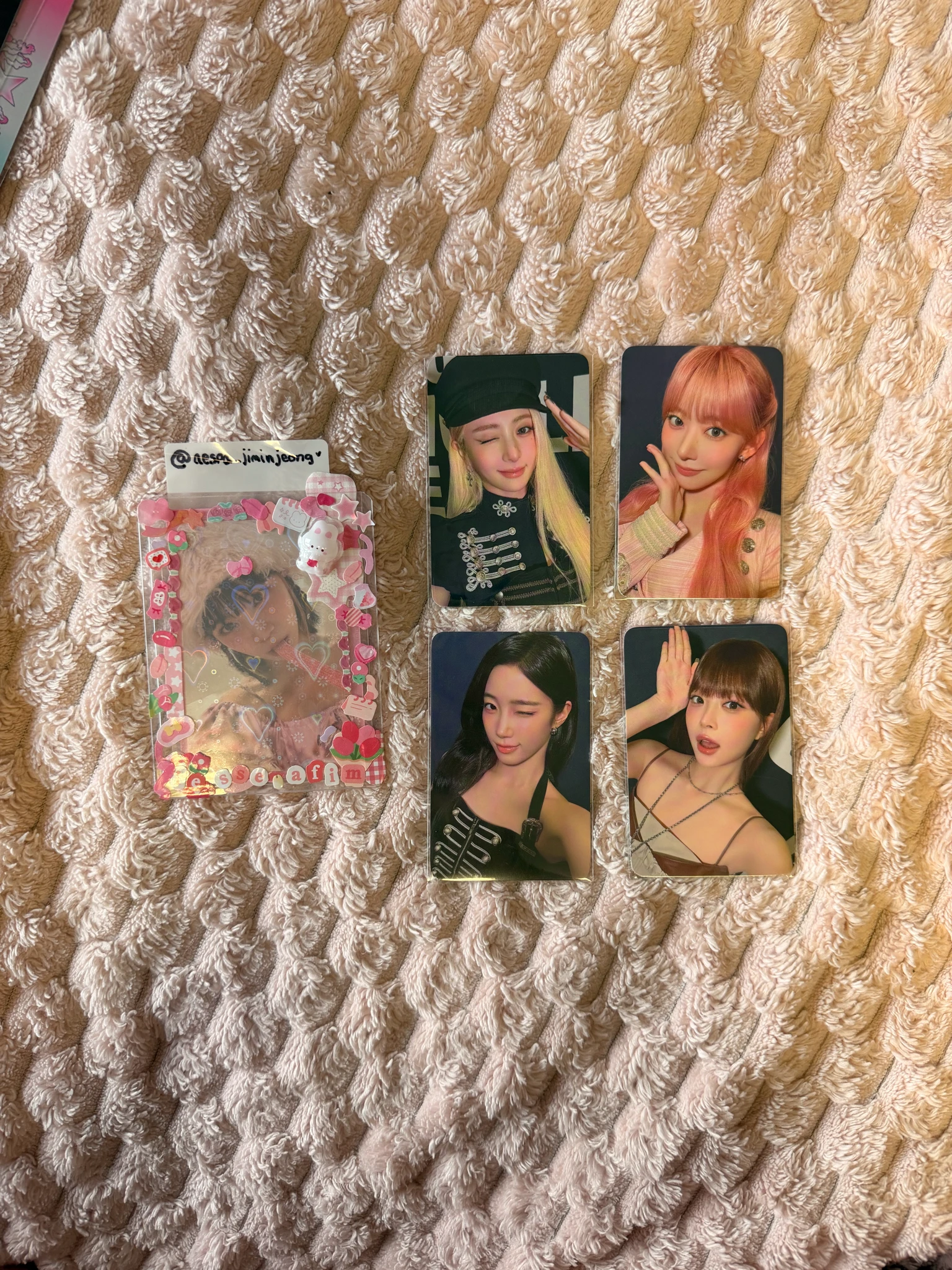 LE SSERAFIM Huh Yunjin LE SSERAFIM - Huh Yunjin - Made My Night Album withmuu/withdrama lucky draw (LD) listing photo 1