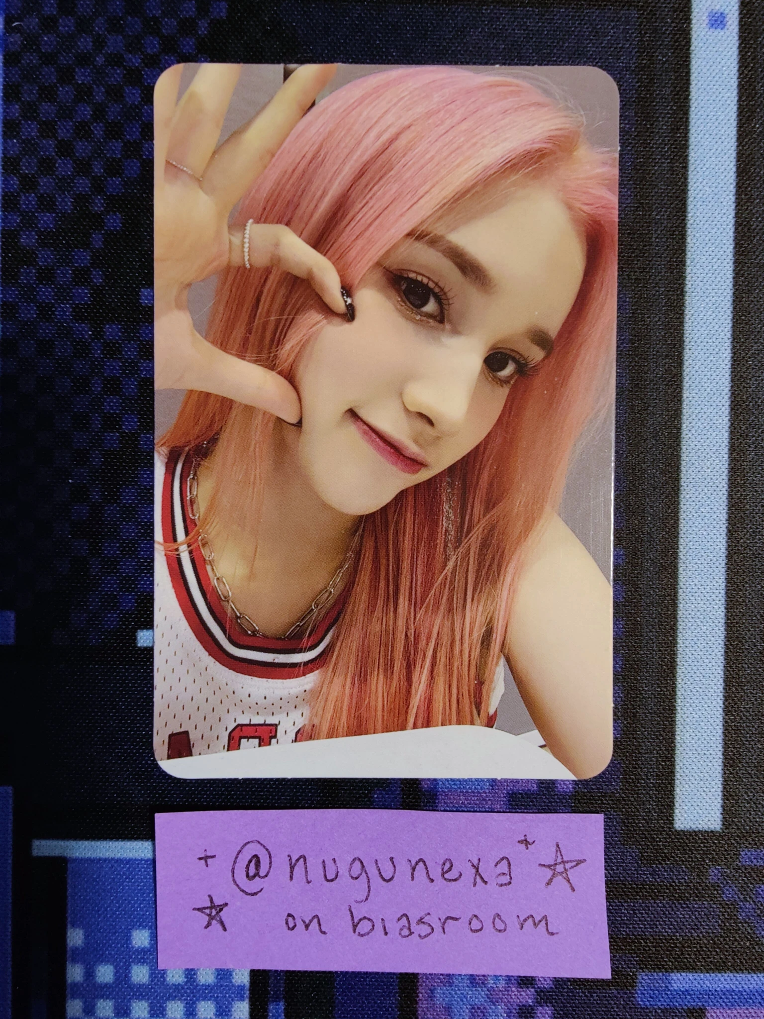 Kep1er Huening Bahiyyih Kep1er - Huening Bahiyyih - TROUBLESHOOTER Album synnara fansign round 2 listing photo 1