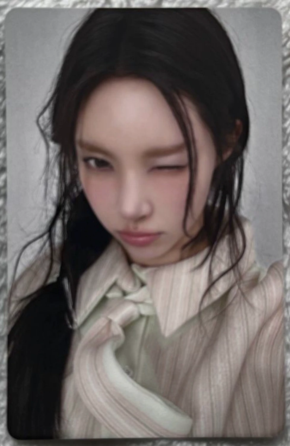 ILLIT Yunah ILLIT - Yunah - I Got Your Back Album album photocard solo jacket version listing photo 1