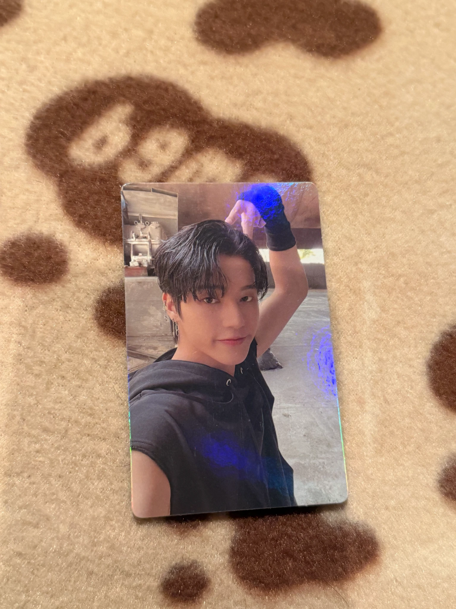 ATEEZ Wooyoung ATEEZ - Wooyoung - THE WORLD EP.1 : MOVEMENT Album holographic (hologram) kaura world beatroad pob (pre-order benefit) round 1 listing photo 1
