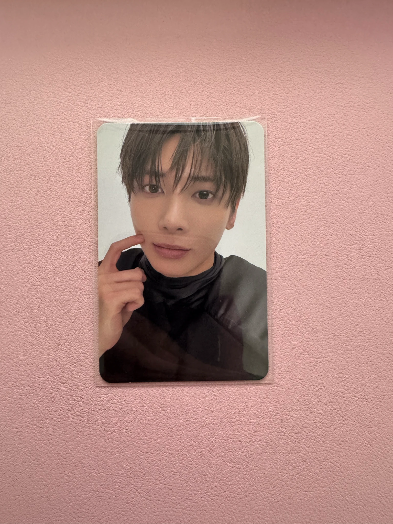 TOMORROW X TOGETHER Taehyun TOMORROW X TOGETHER - 7TH YEAR: A Moment of Stillness in the Thorns Album album photocard thorn version listing photo 1
