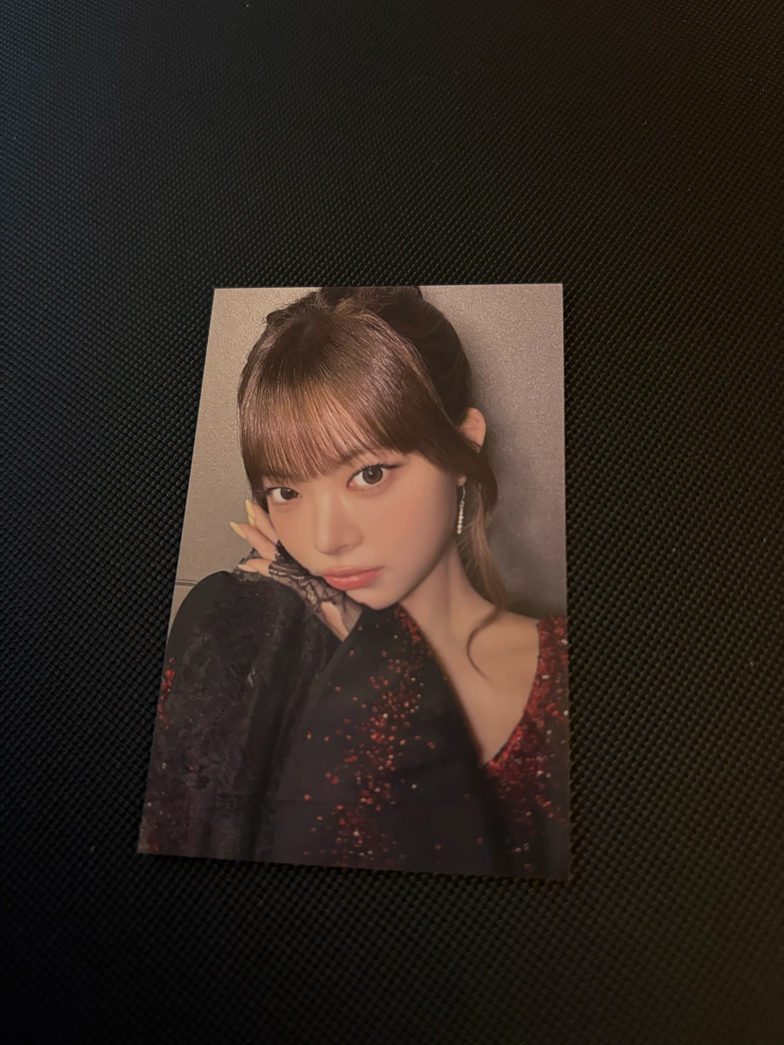 LE SSERAFIM Hong Eunchae LE SSERAFIM - Hong Eunchae - 2026 Global Merchandise Pop-Up Shops Event pop-up purchase benefit withfans / yizhiyu (yzy) kpopmerch listing photo 1