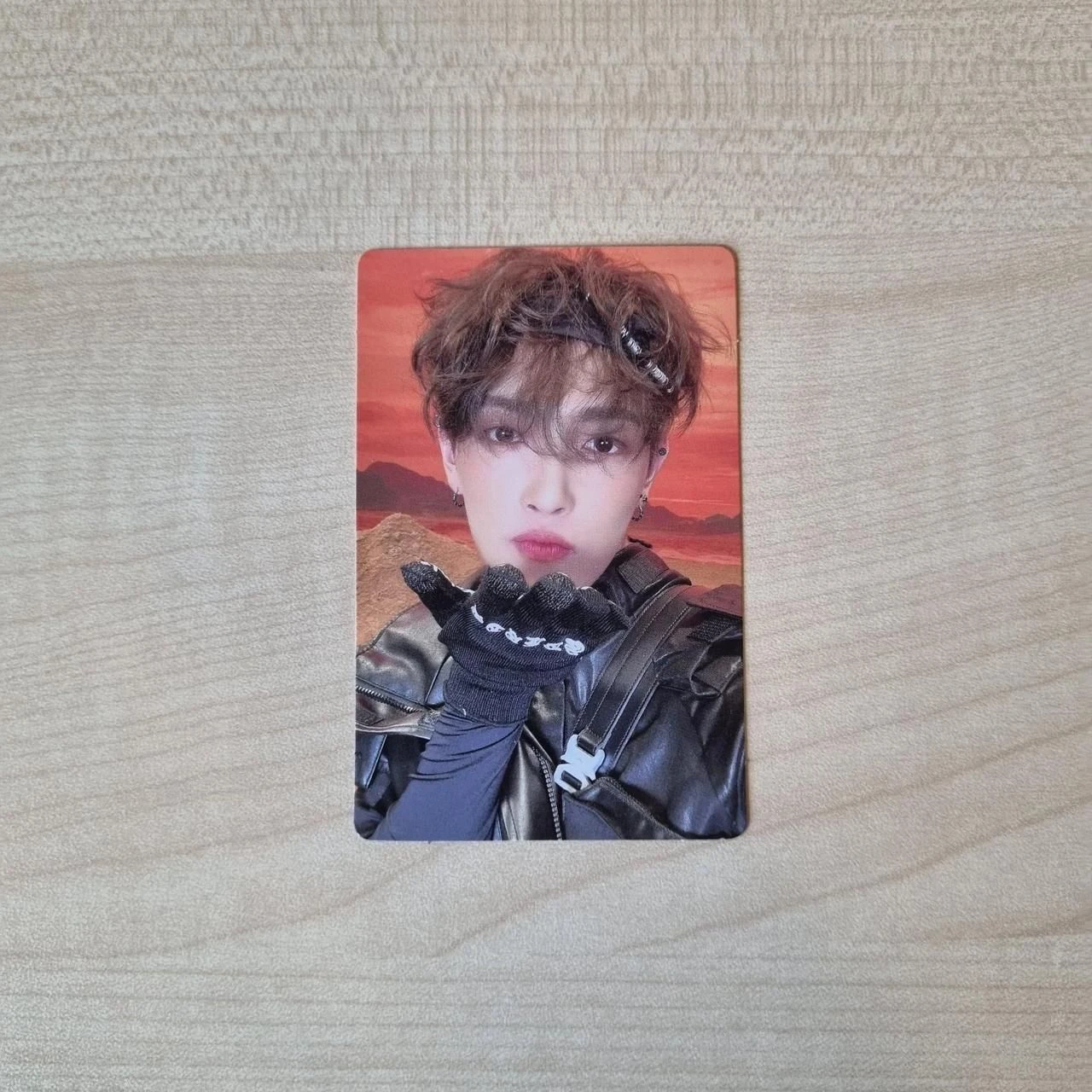 ATEEZ Hongjoong ATEEZ - Hongjoong - THE WORLD EP.FIN: WILL Album album photocard USA exclusive listing photo 1