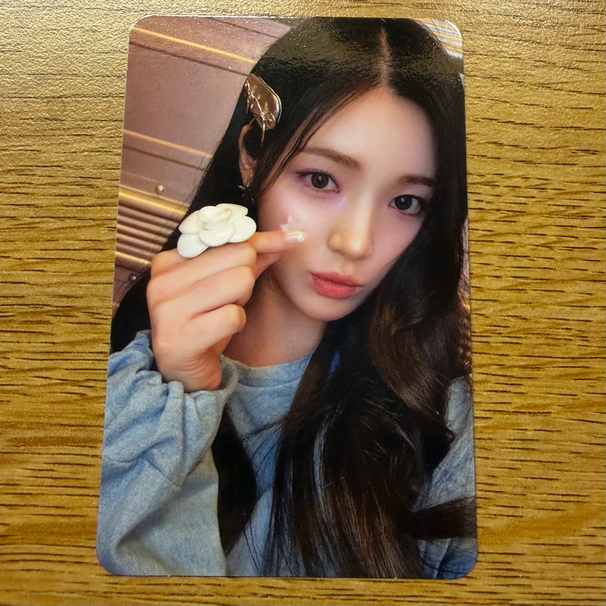 Hearts2Hearts Yuha Hearts2Hearts - Yuha - The Chase Album album photocard photobook version listing photo 1