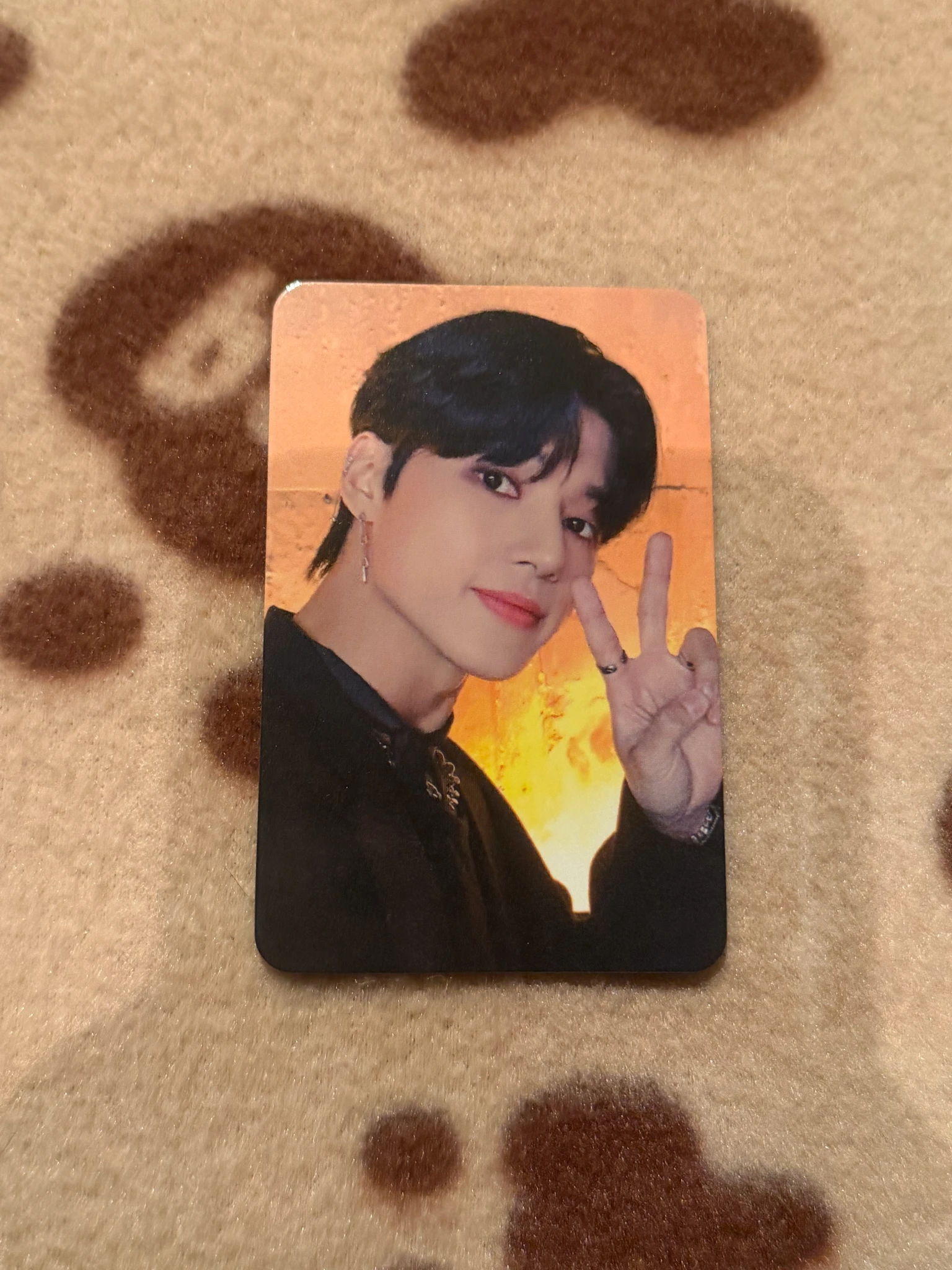 ATEEZ Wooyoung ATEEZ - Wooyoung - THE WORLD EP.1 : MOVEMENT Album round 1 soundwave pob (pre-order benefit) listing photo 1