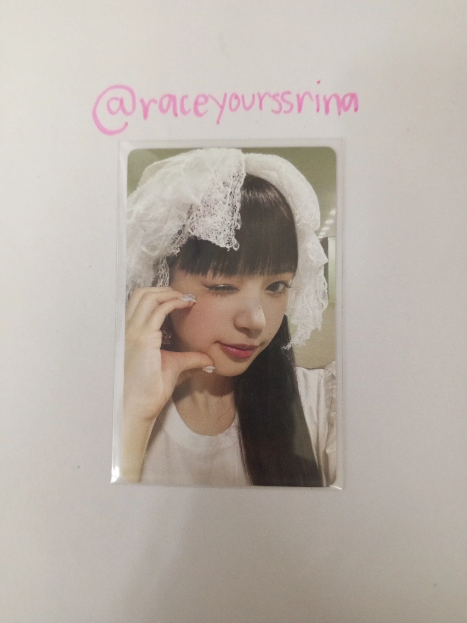 ILLIT Moka ILLIT - Moka - SUPER REAL ME Album weverse albums ver. mv photocard set album photocard listing photo 1