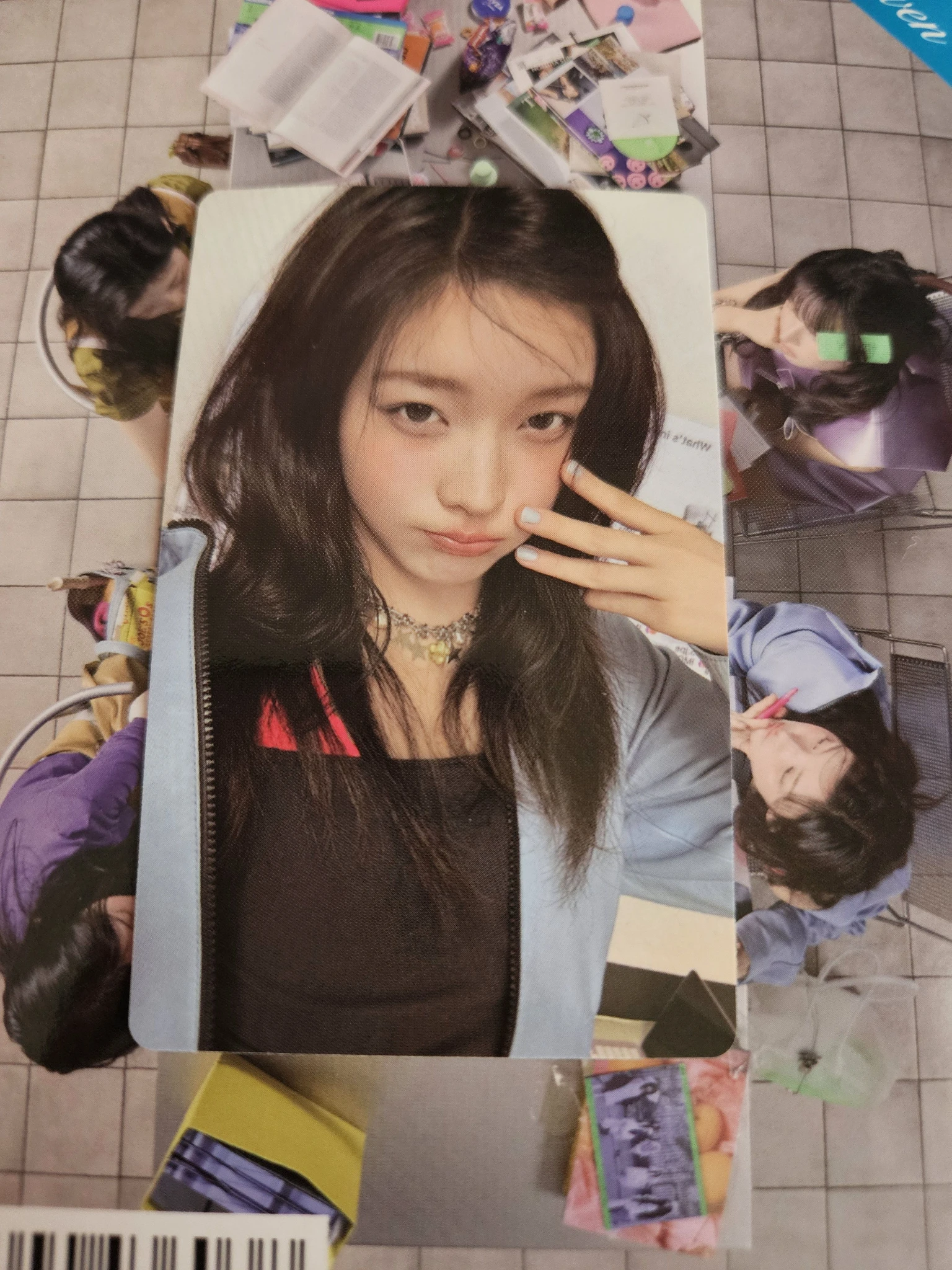 ILLIT Iroha ILLIT - Iroha - BREAK EVEN Album gllit version album photocard listing photo 1