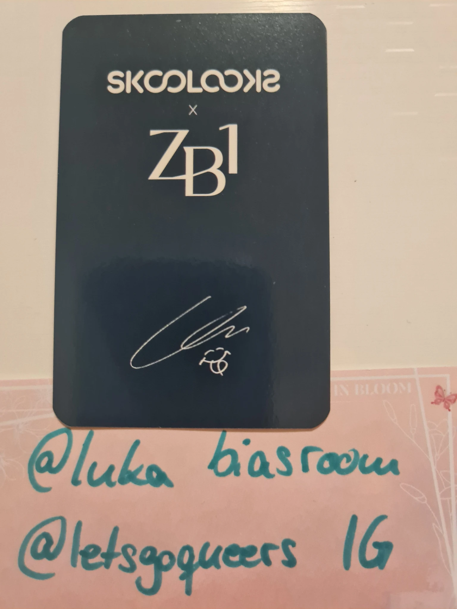 ZEROBASEONE Jiwoong ZEROBASEONE - Jiwoong - ZB1 x SKOOLOOKS Other brand collaboration round 1 A version listing photo 2