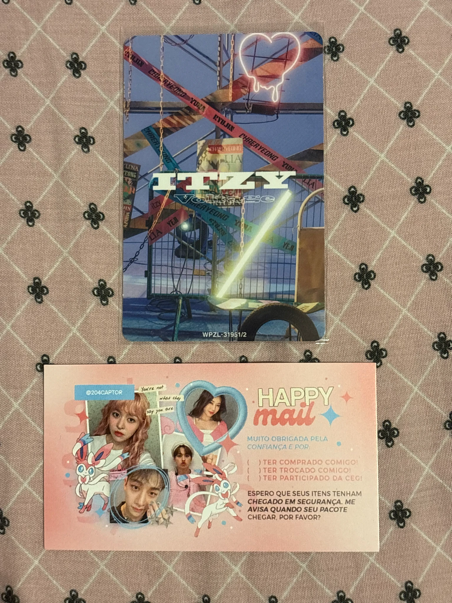 ITZY Chaeryeong ITZY - Chaeryeong - Voltage Album limited version A version album photocard japanese album listing photo 2
