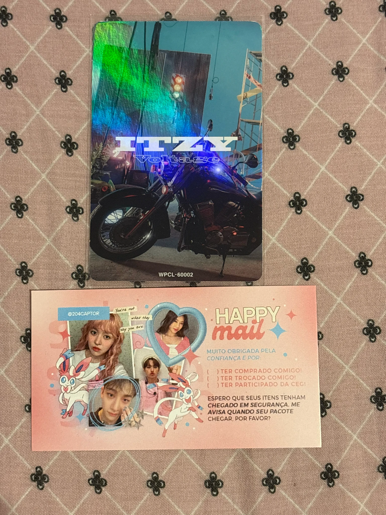 ITZY Chaeryeong ITZY - Chaeryeong - Voltage Album midzy japan version album photocard holographic (hologram) listing photo 2
