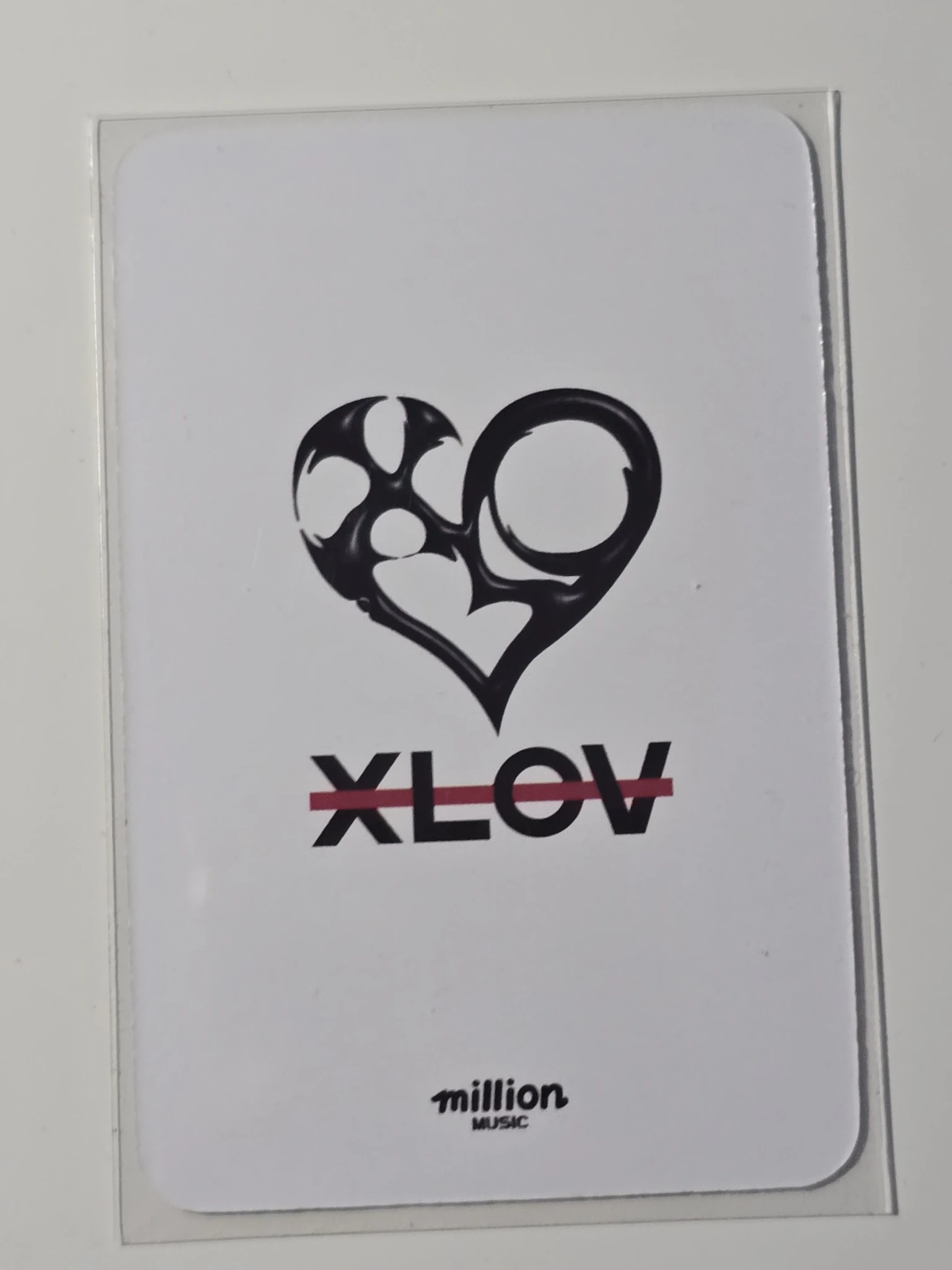 XLOV Haru XLOV - Haru - UXLXVE Album Million music fansign listing photo 2