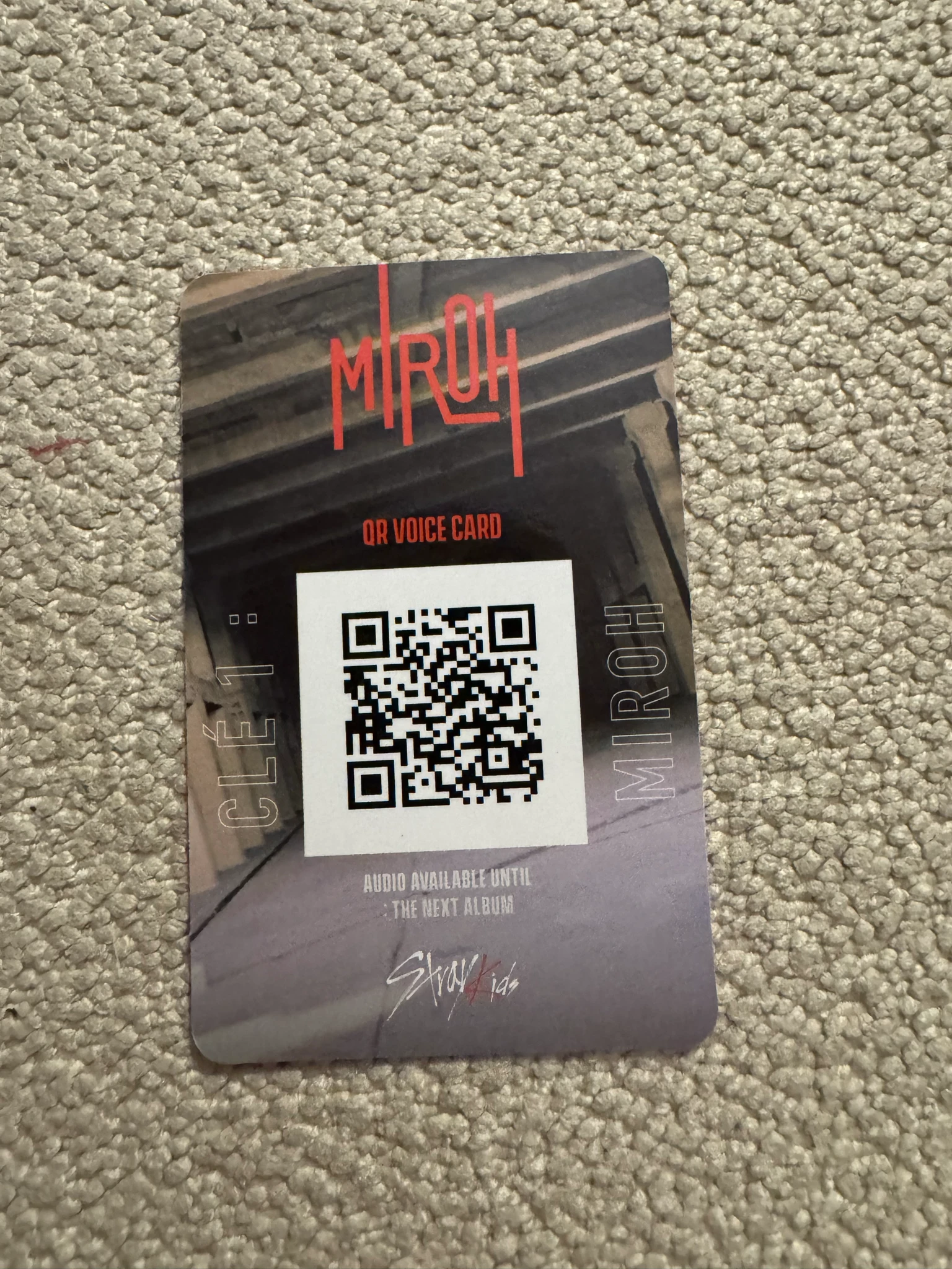 Stray Kids Hyunjin Stray Kids - Hyunjin - Clé 1: Miroh Album album photocard red border ver. listing photo 2