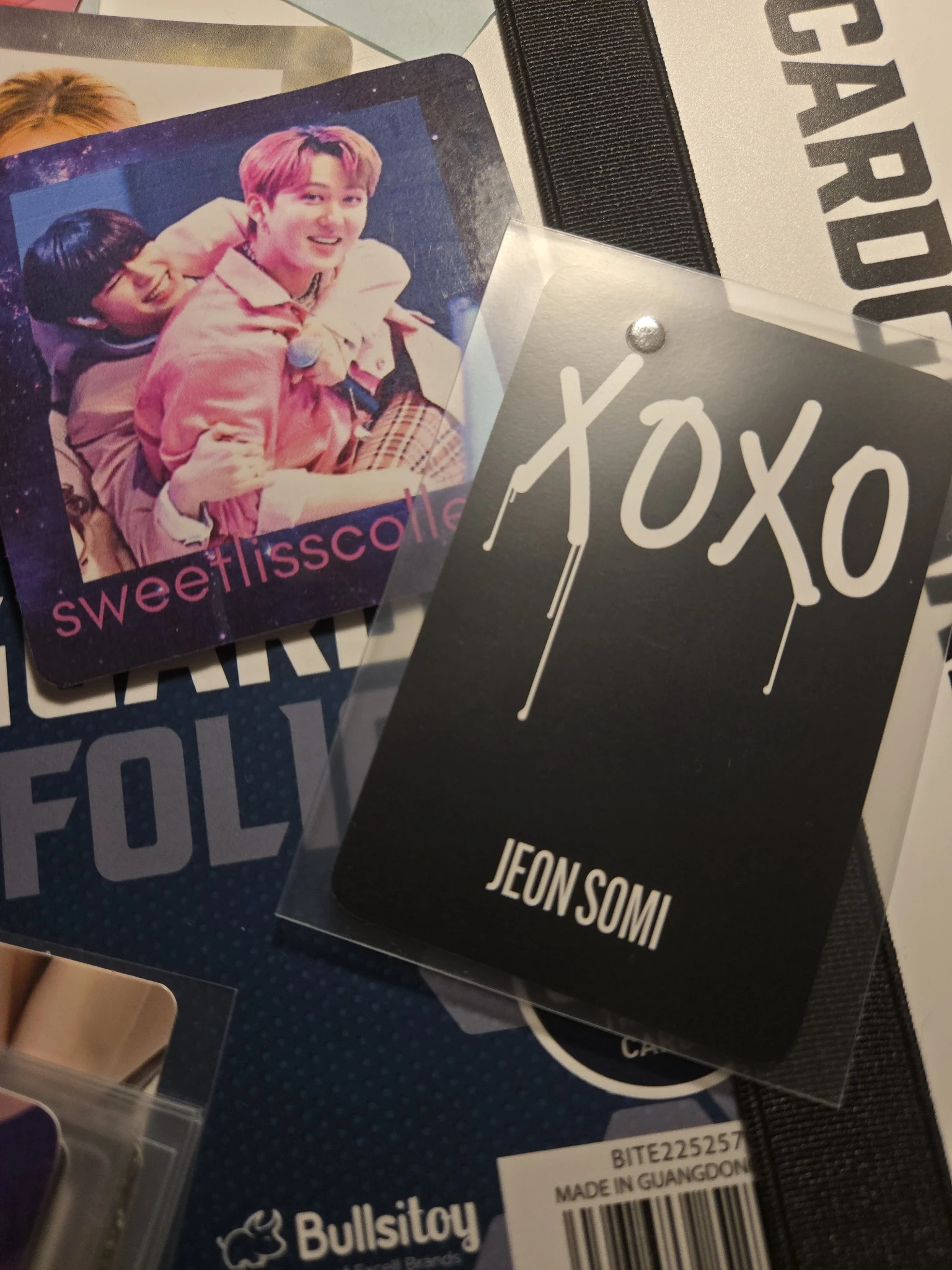 Jeon Somi Jeon Somi Jeon Somi - Jeon Somi - XOXO Album listing photo 2