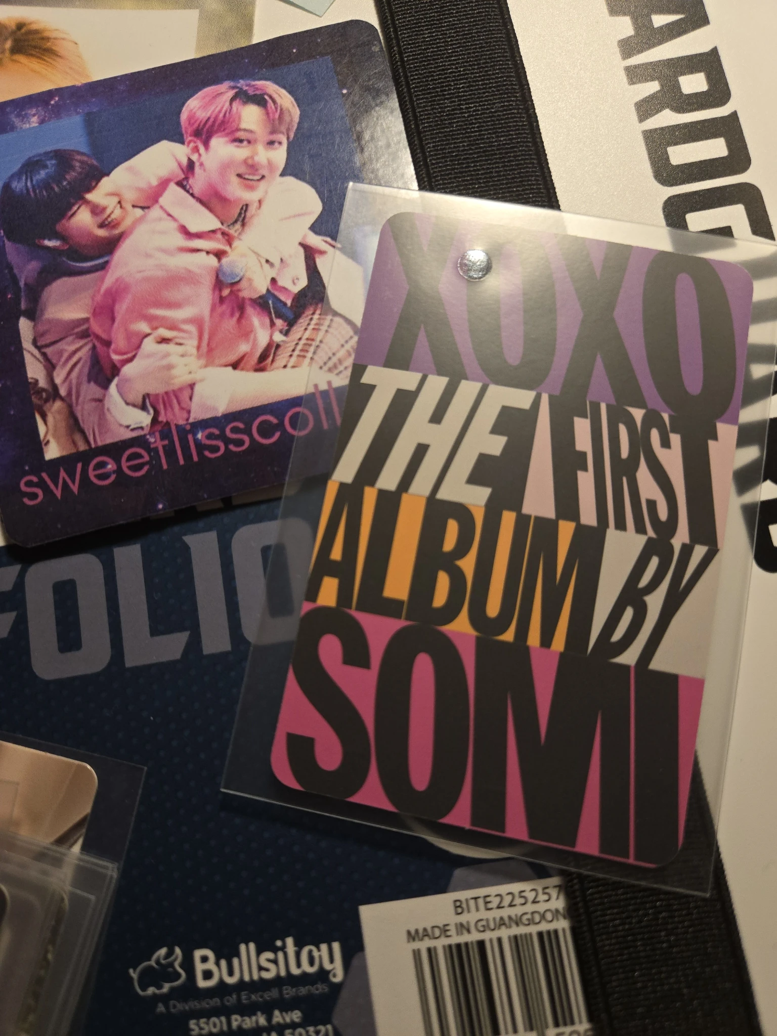 Jeon Somi Jeon Somi Jeon Somi - Jeon Somi - XOXO Album listing photo 2