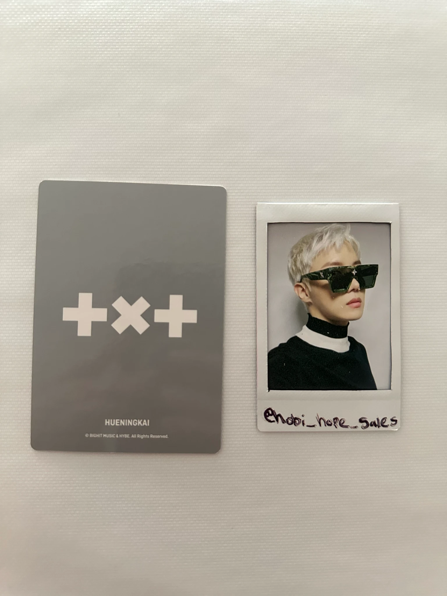 TOMORROW X TOGETHER Huening Kai TOMORROW X TOGETHER - Huening Kai - MOA Bong Ver. 2 Other lightstick merch photocard listing photo 2