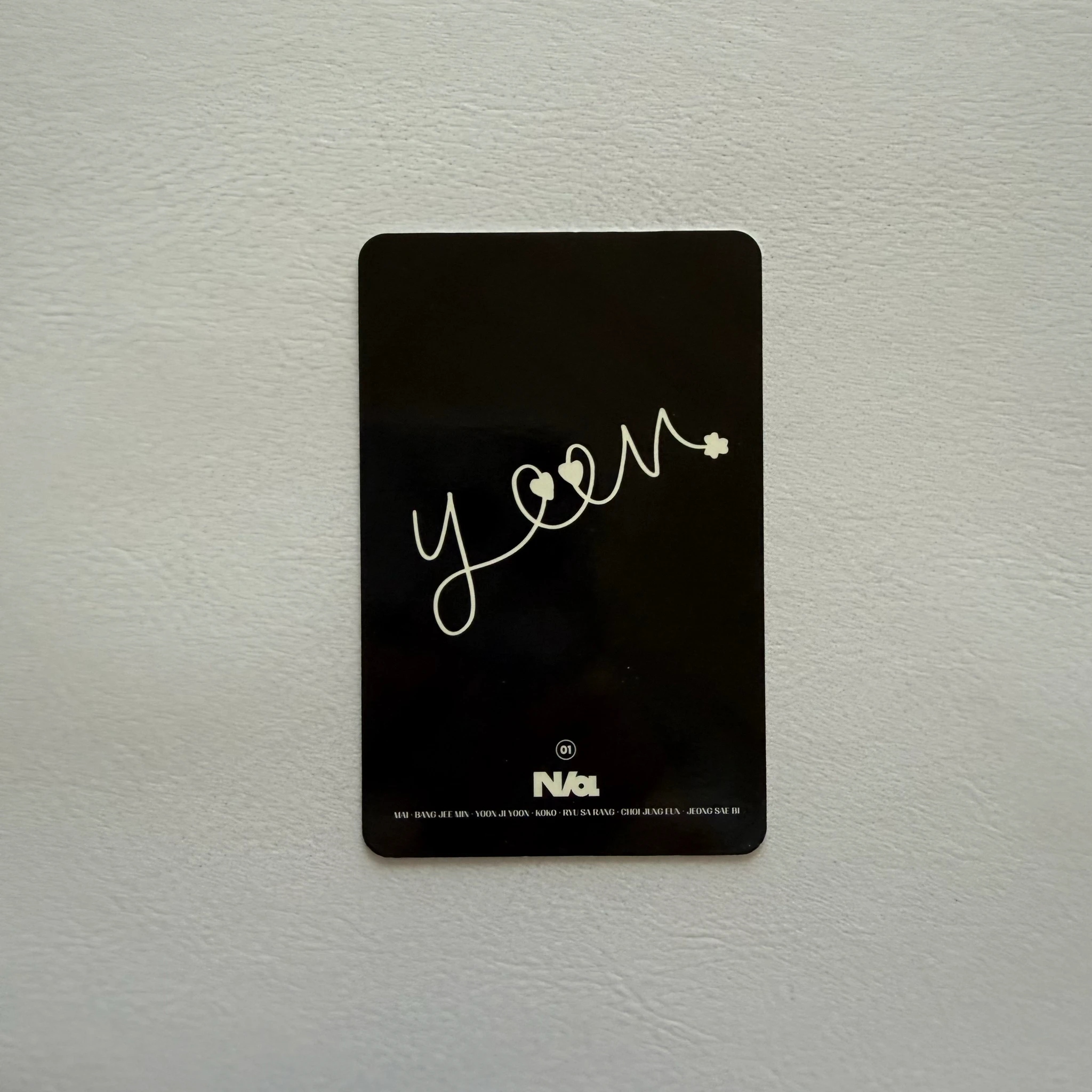 izna Yoon Jiyoon izna - Yoon Jiyoon - N/a Album izna ver album photocard listing photo 2