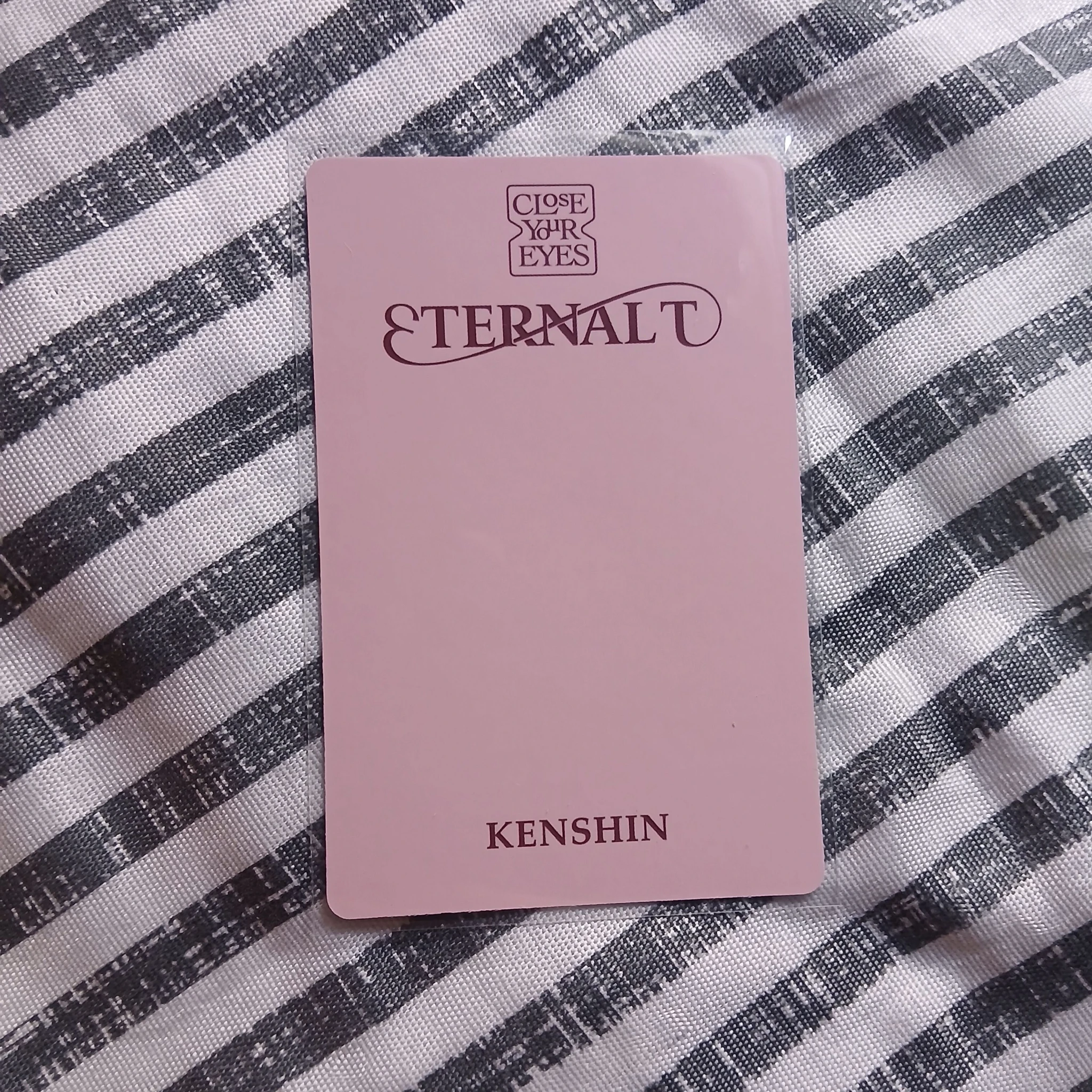 CLOSE YOUR EYES Kenshin CLOSE YOUR EYES - Kenshin - ETERNALT Album listing photo 2