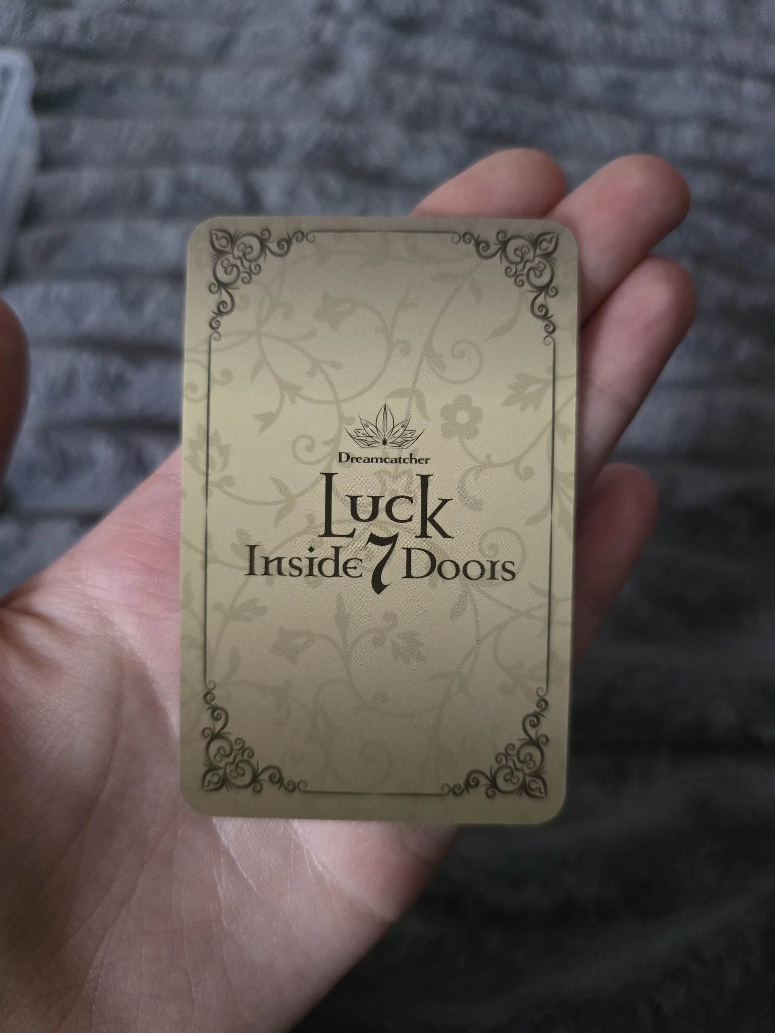 Dreamcatcher Dami Dreamcatcher - Dami - Luck Inside 7 Doors World Tour Event trading card version 1 listing photo 2