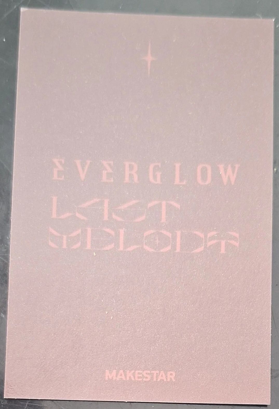 EVERGLOW Yiren EVERGLOW - Yiren - Last Melody Album pre-order benefit (pob) makestar holographic (hologram) listing photo 2