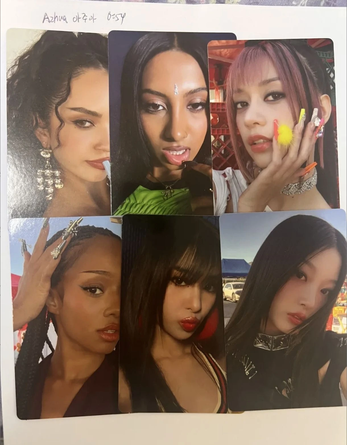 KATSEYE Lara KATSEYE - Lara - Lightstick Other merch photocard photocard set lightstick bad image - replace listing photo 2