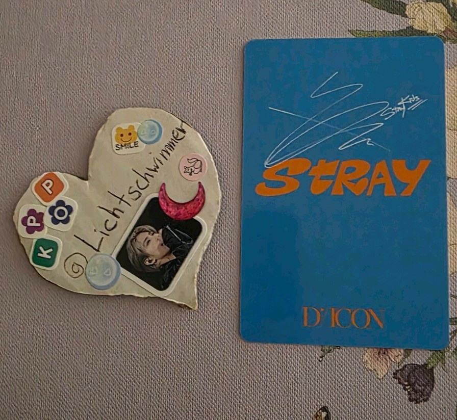 Stray Kids Hyunjin Stray Kids - Hyunjin - DICON D'FESTA MINI VERSION Other dicon dfesta photocard set photobook photocard listing photo 2